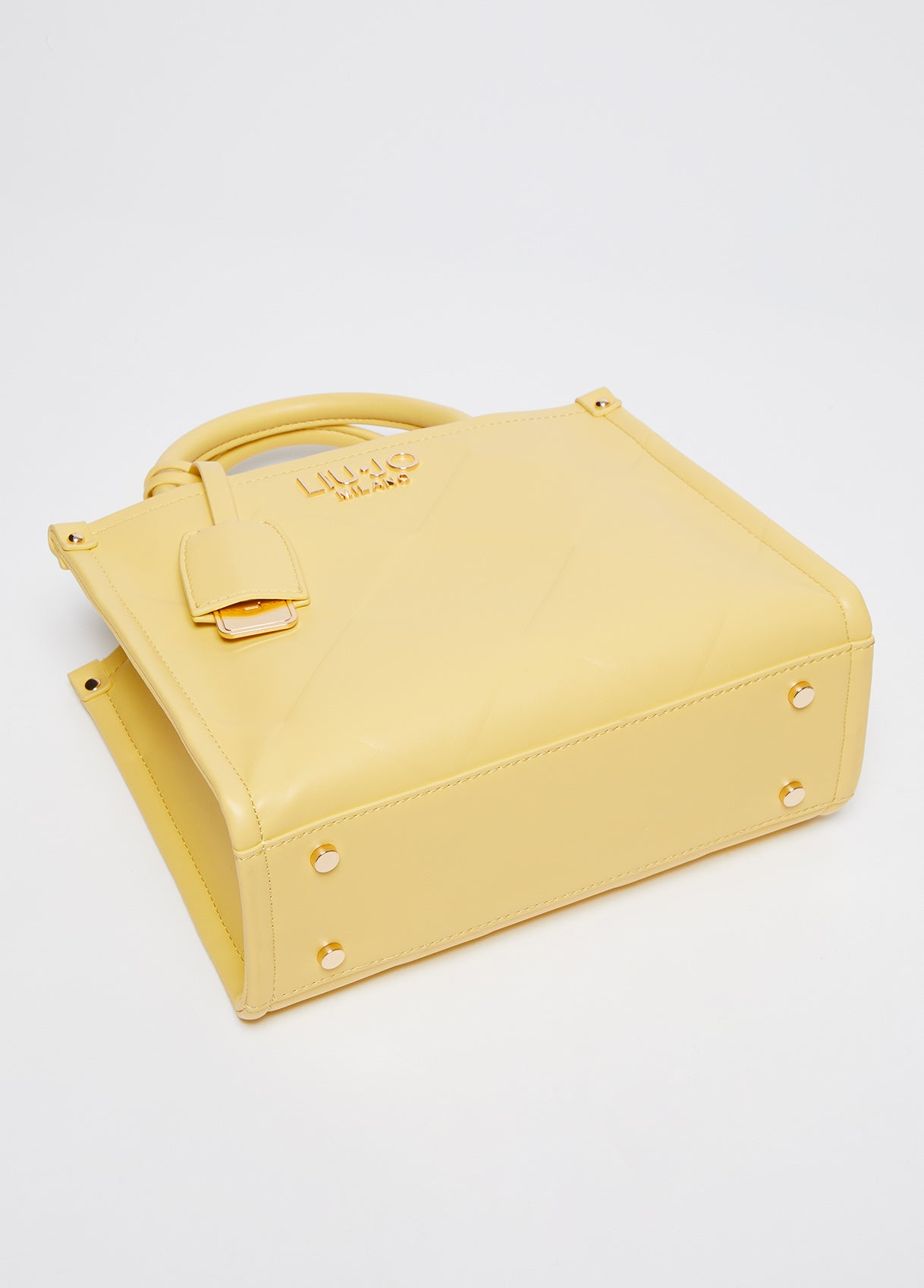AA5192E077830640T.U.-cream