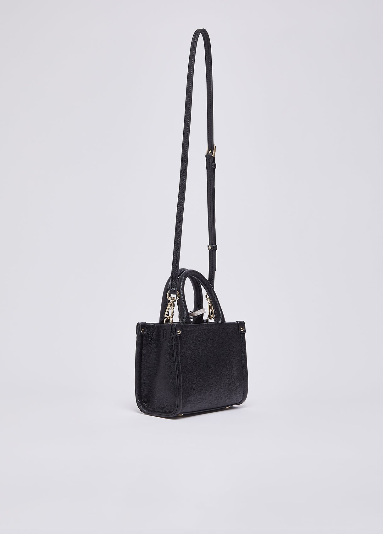 AA6102E101222222T.U.-black