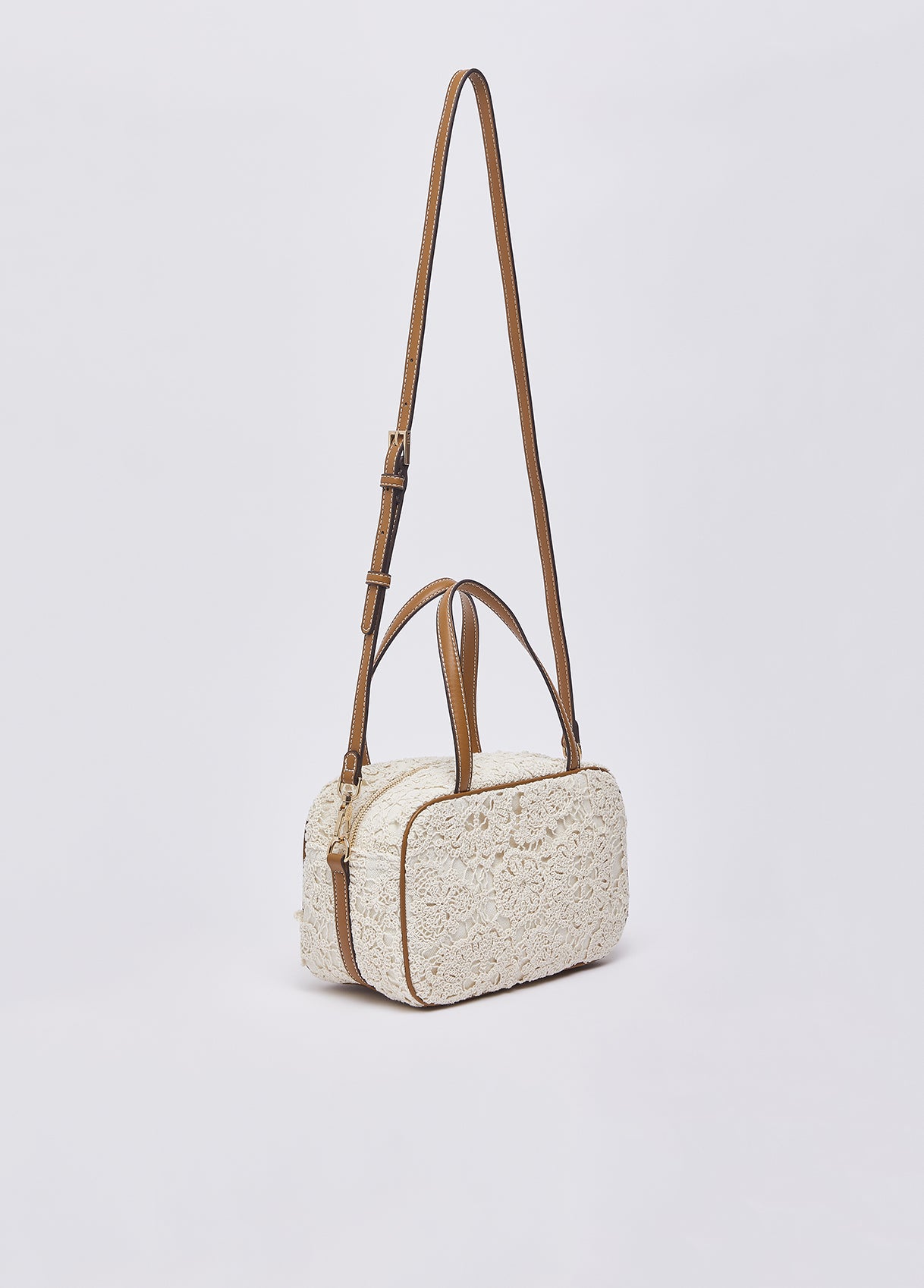 AA6113J3865X0459T.U.-cream