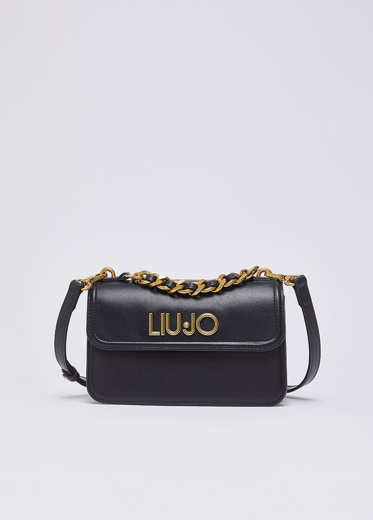 AA6121E095822222T.U.-black