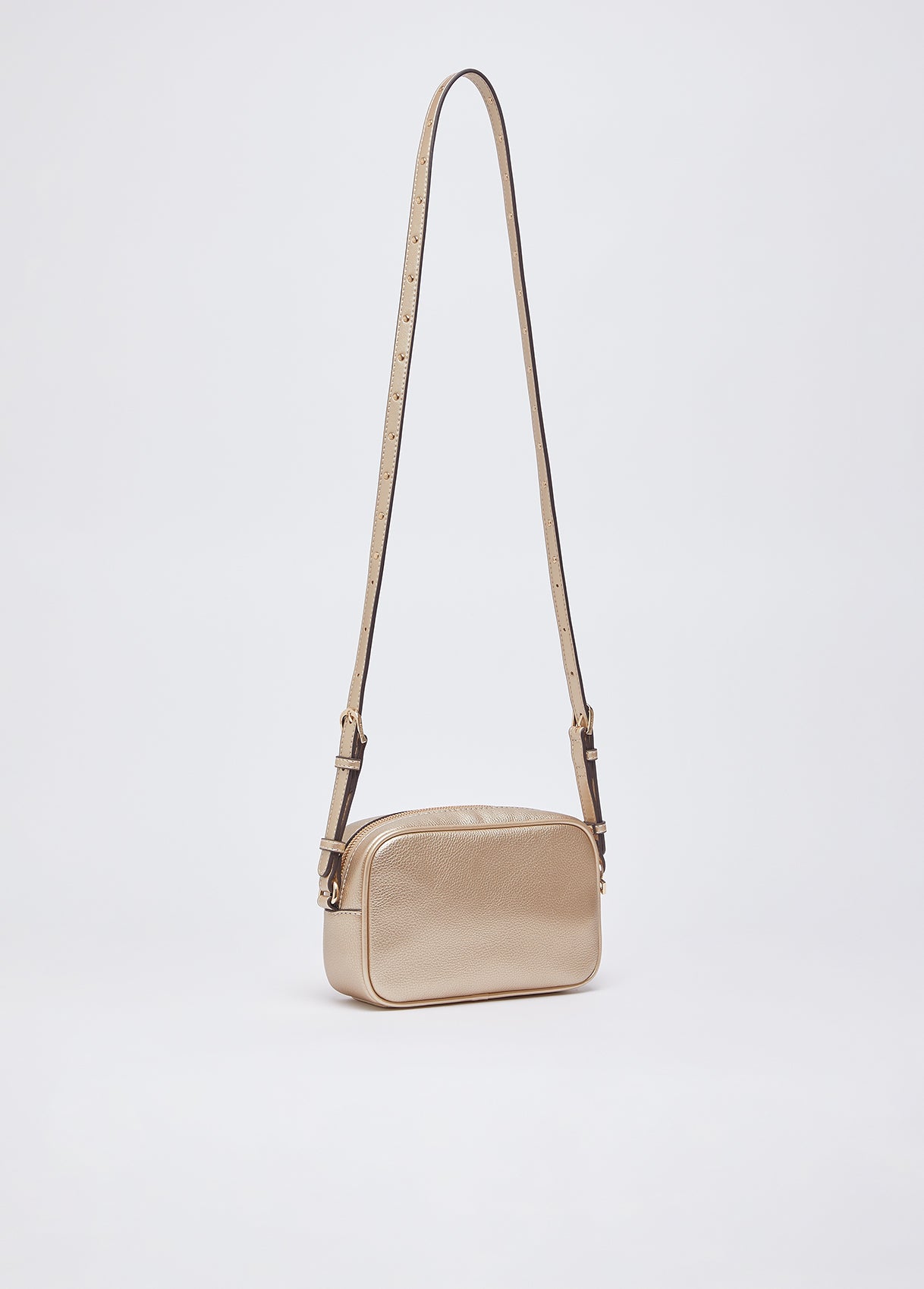 AA6137E101290048T.U.-light gold