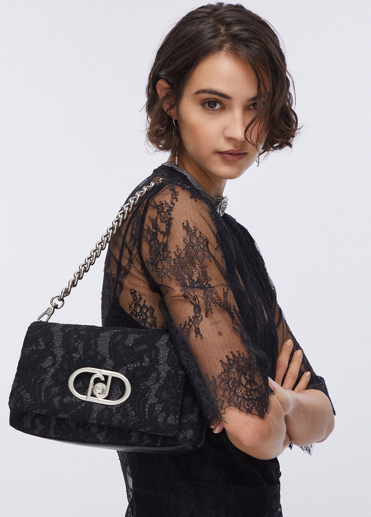 AA6148T352A87018T.U.-black