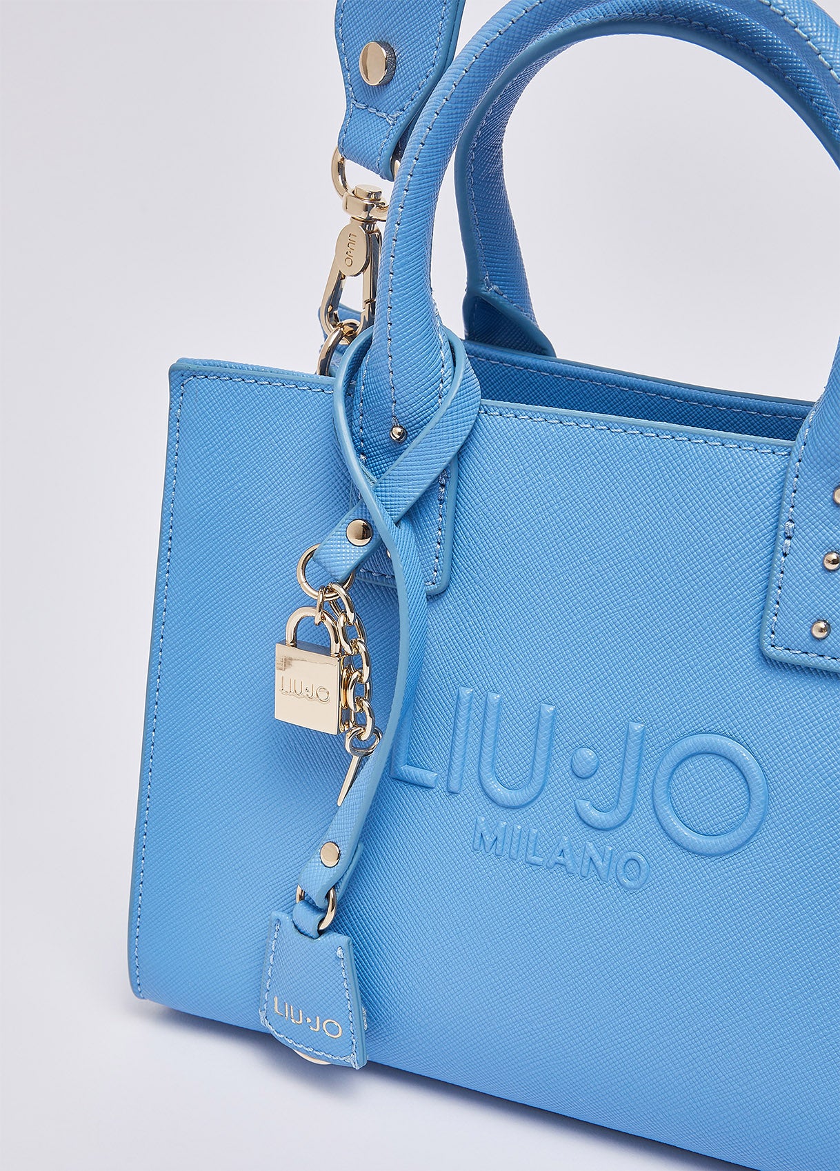 AA6150ES02974139T.U.-light blue