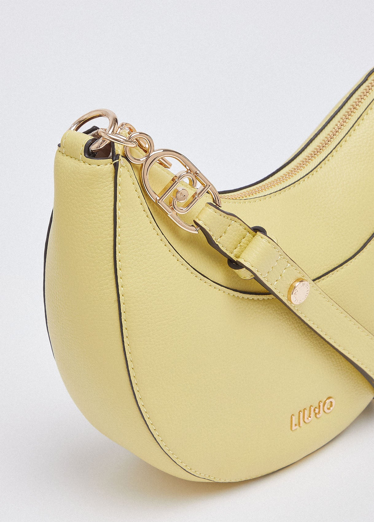 AA6186E101240636T.U.-yellow