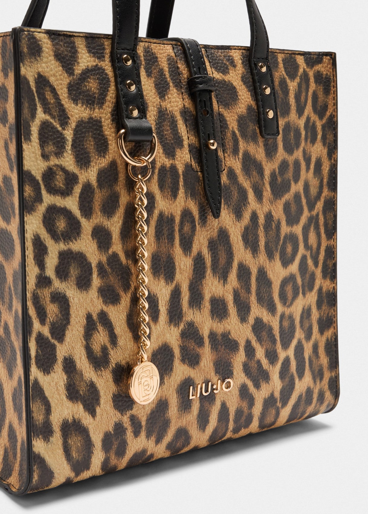 AF5026E001600047T.U.-animal print