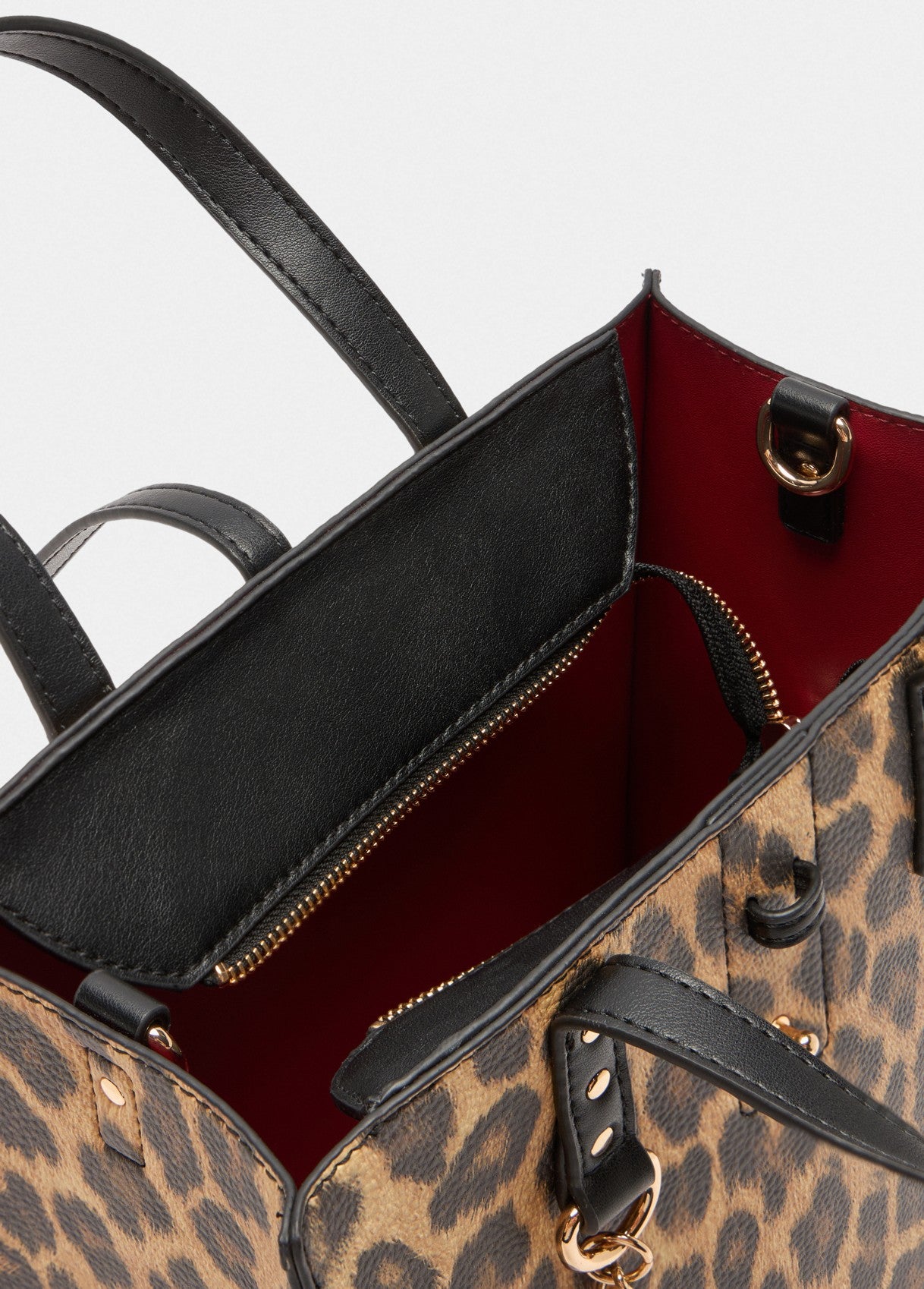 AF5026E001600047T.U.-animal print