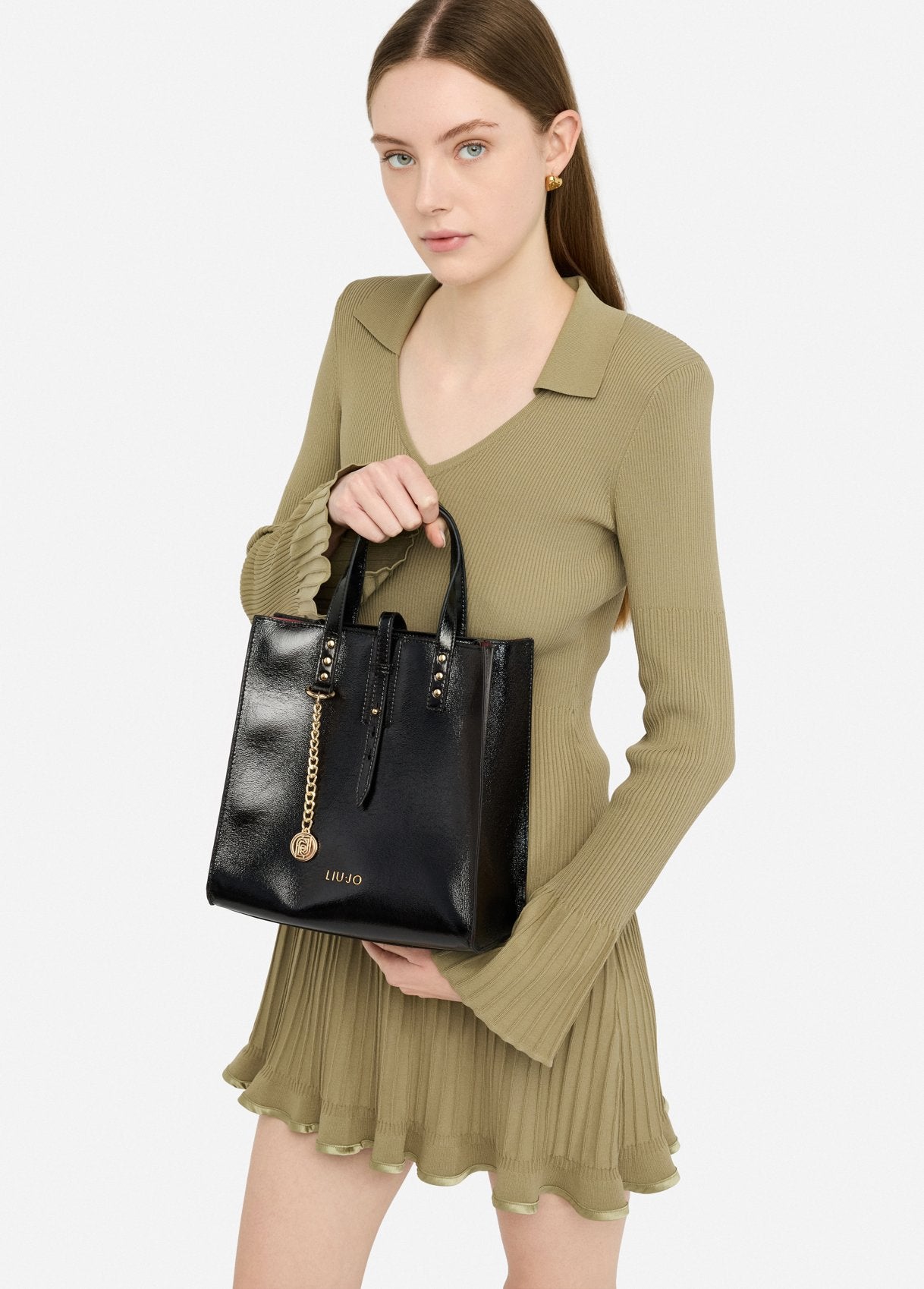 AF5026E045222222T.U.-black