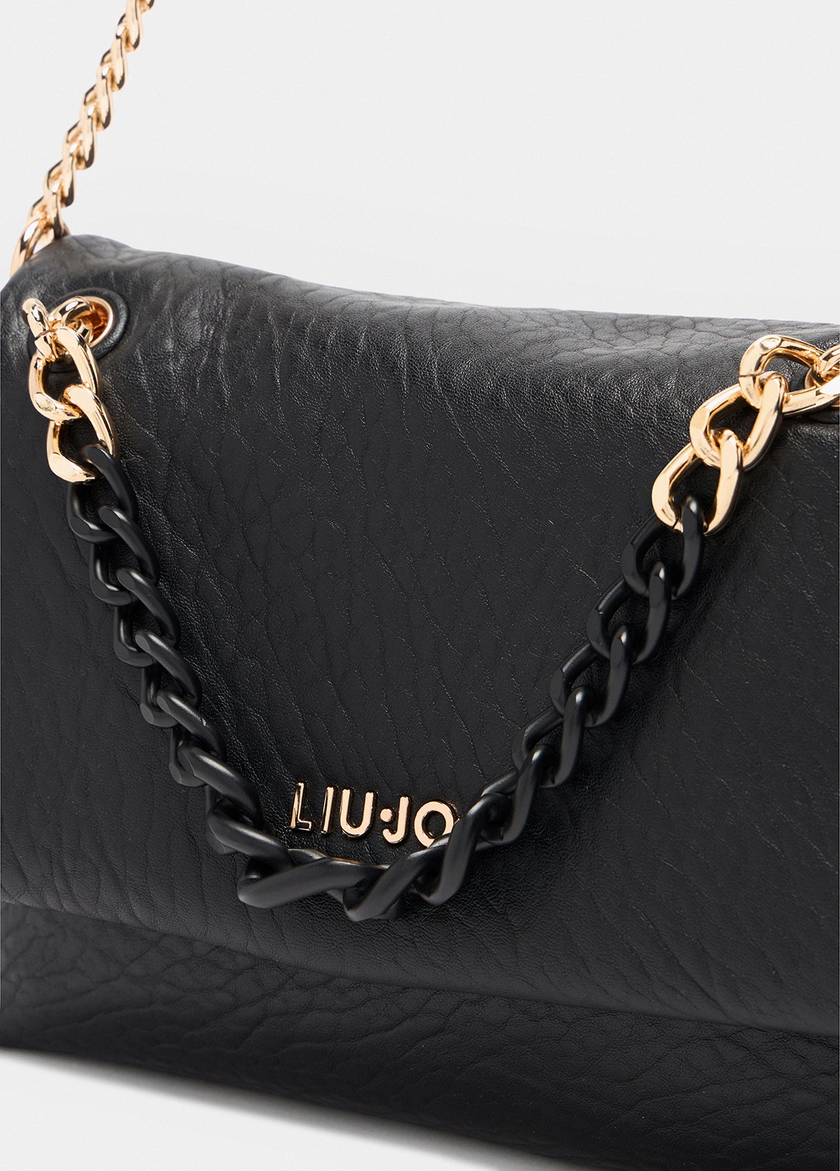 AF5074E016122222T.U.-black