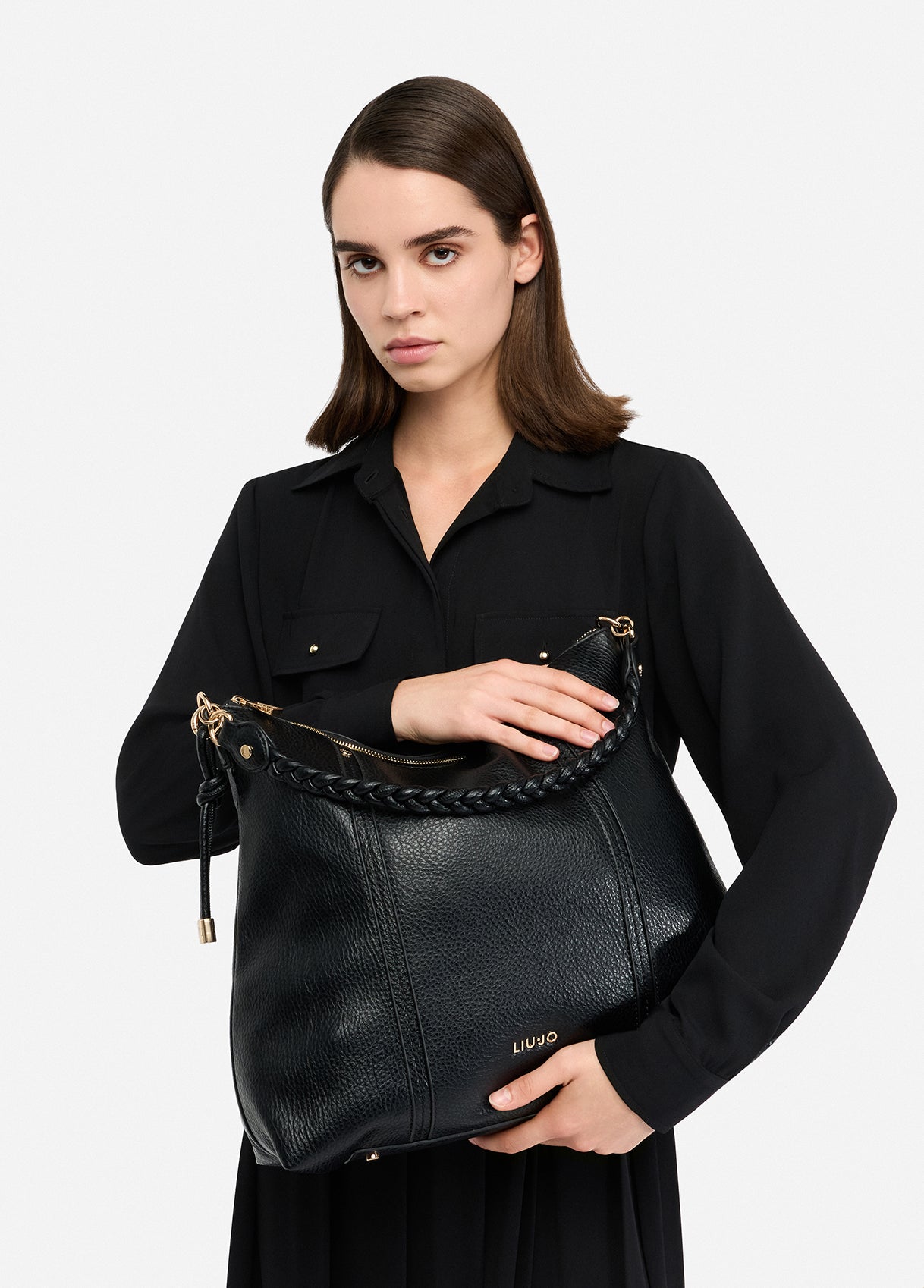 AF5078E002722222T.U.-black