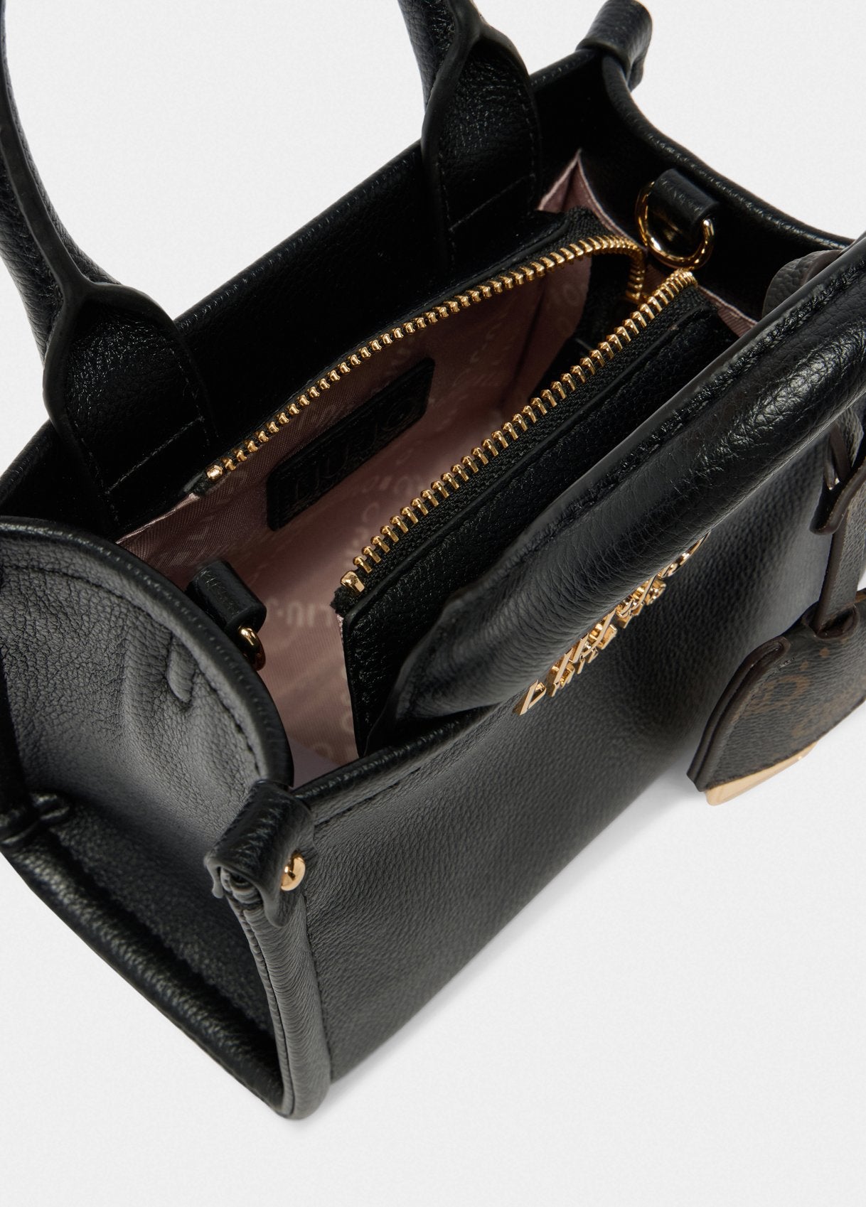 AF5102E005822222T.U.-black