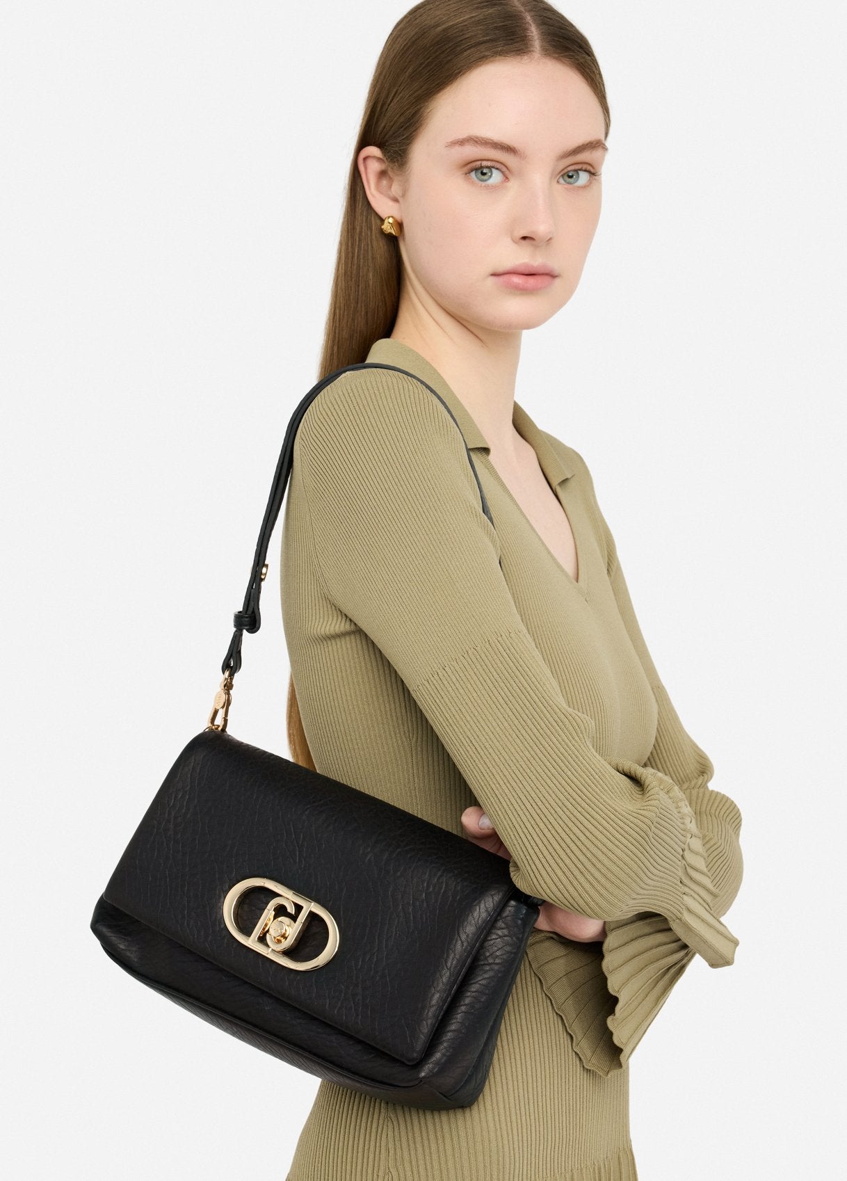 AF5138E016122222T.U.-black