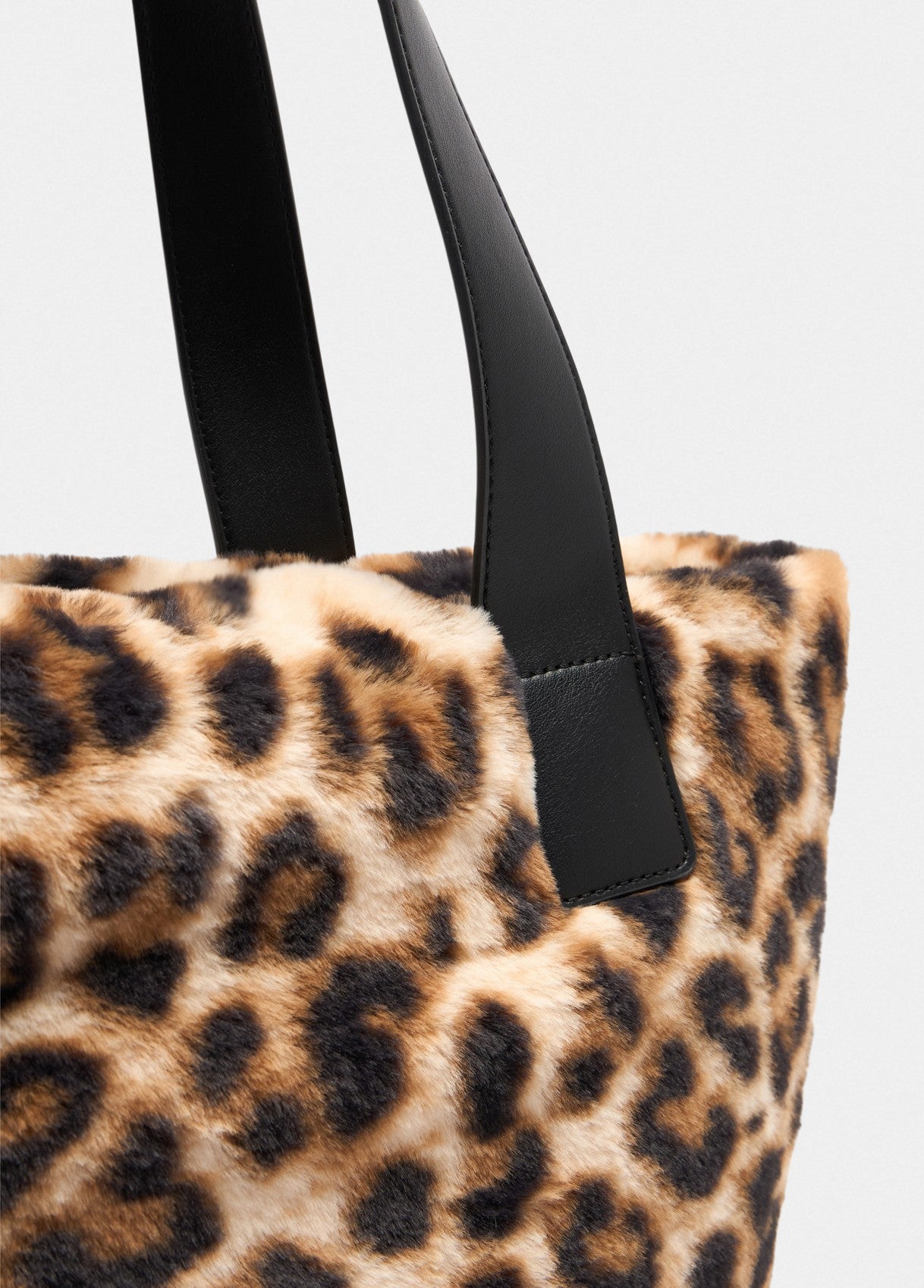 AF5154E030500047T.U.-animal print
