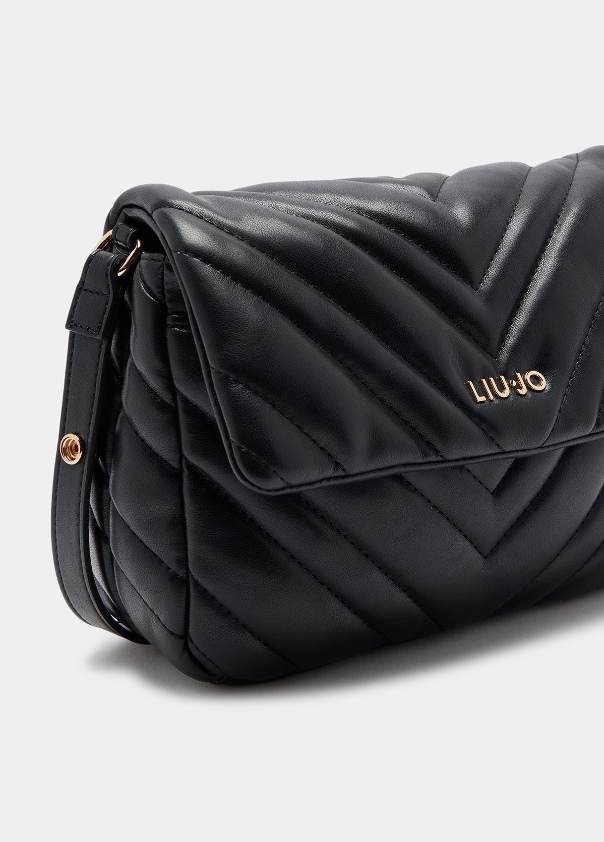 AF5188E042622222T.U.-black