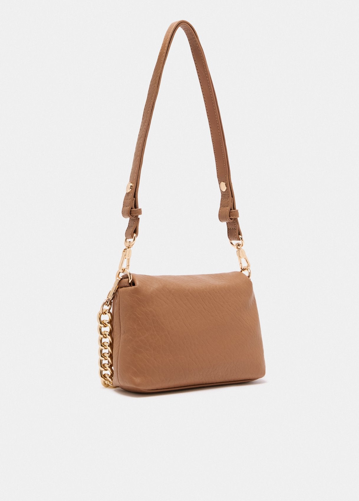 AF5269E016181140T.U.-caramel