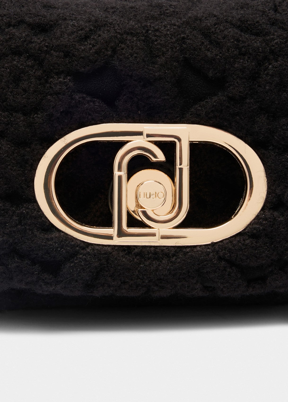 AF5269J041722222T.U.-black