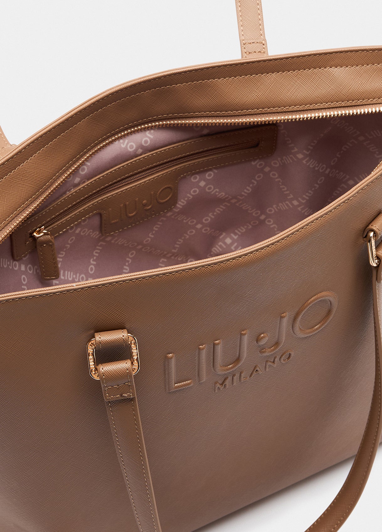 AF5321E008781140T.U.-caramel