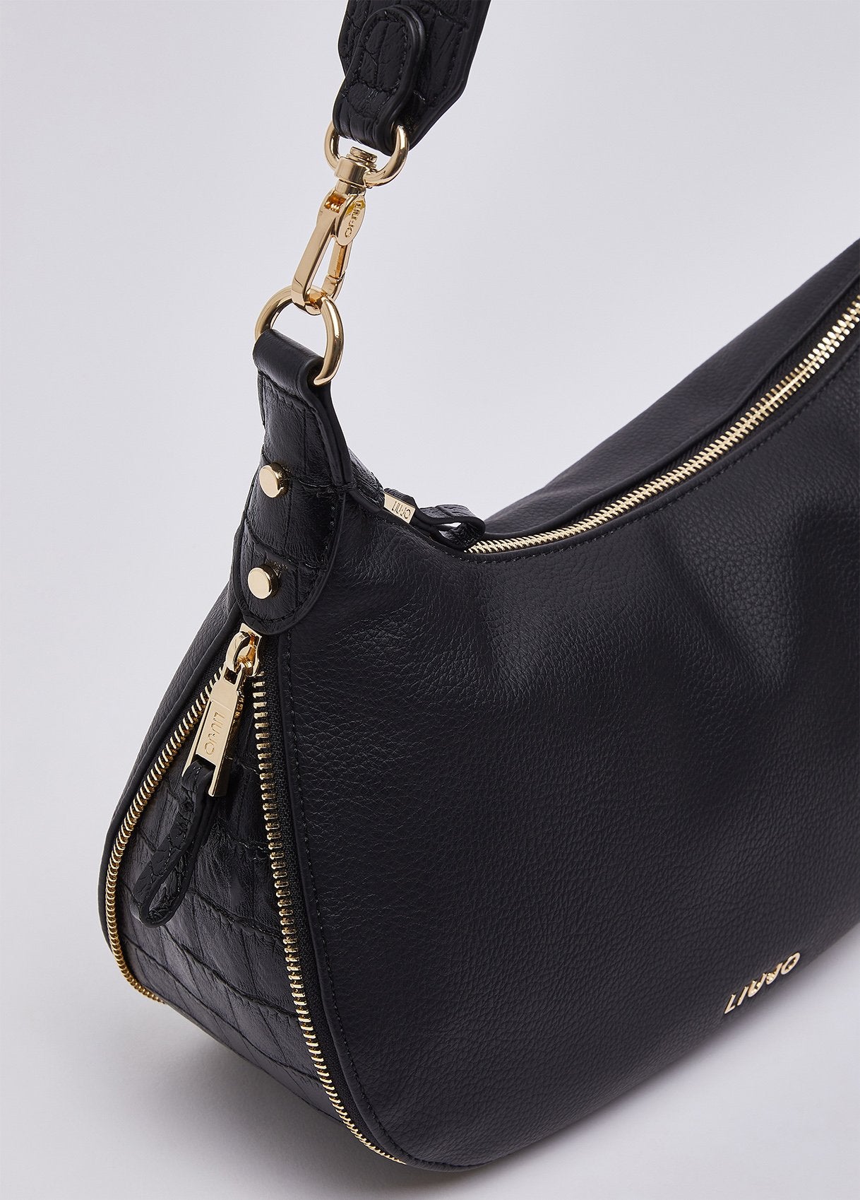 AF6043E114222222T.U.-black