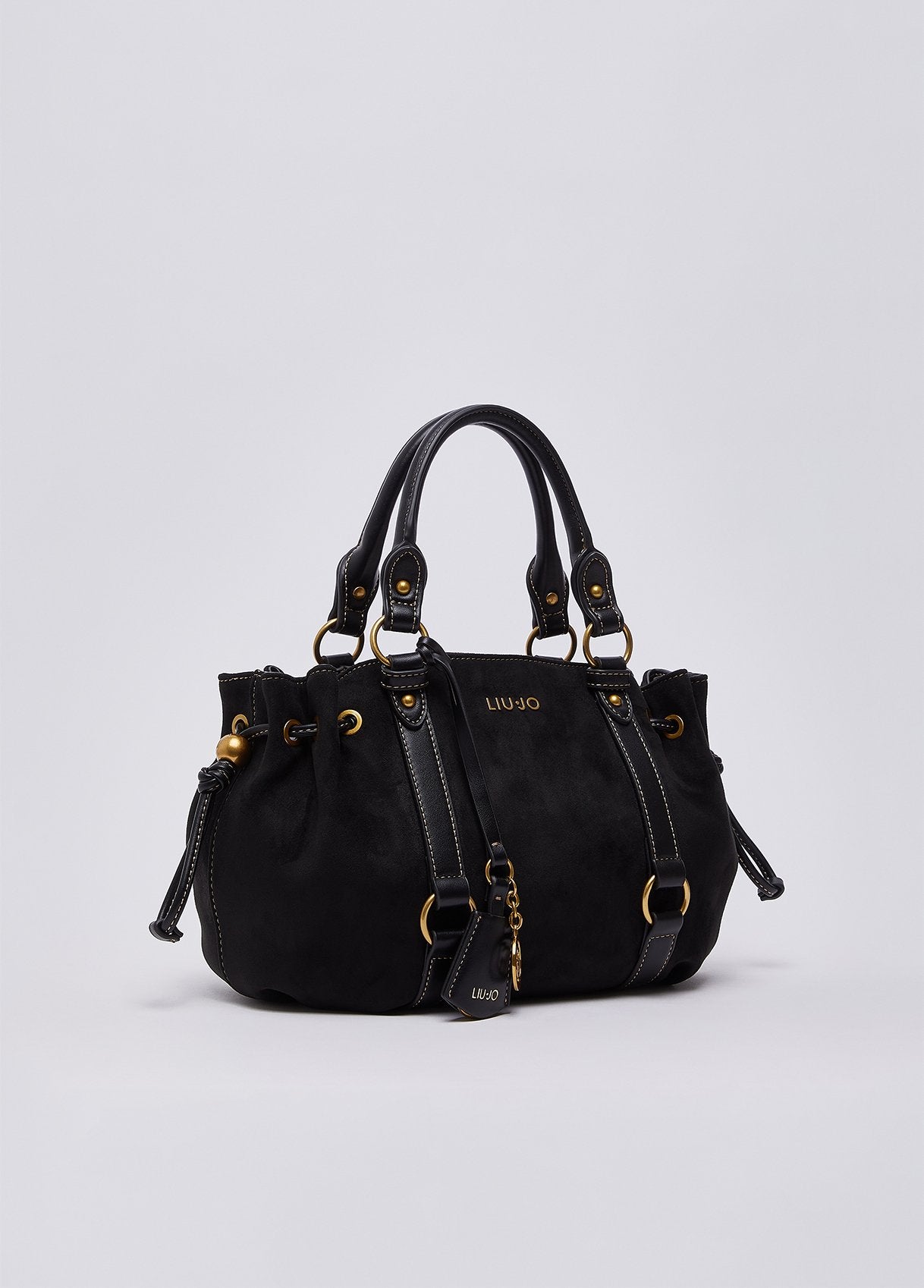 AF6081T711A22222T.U.-black