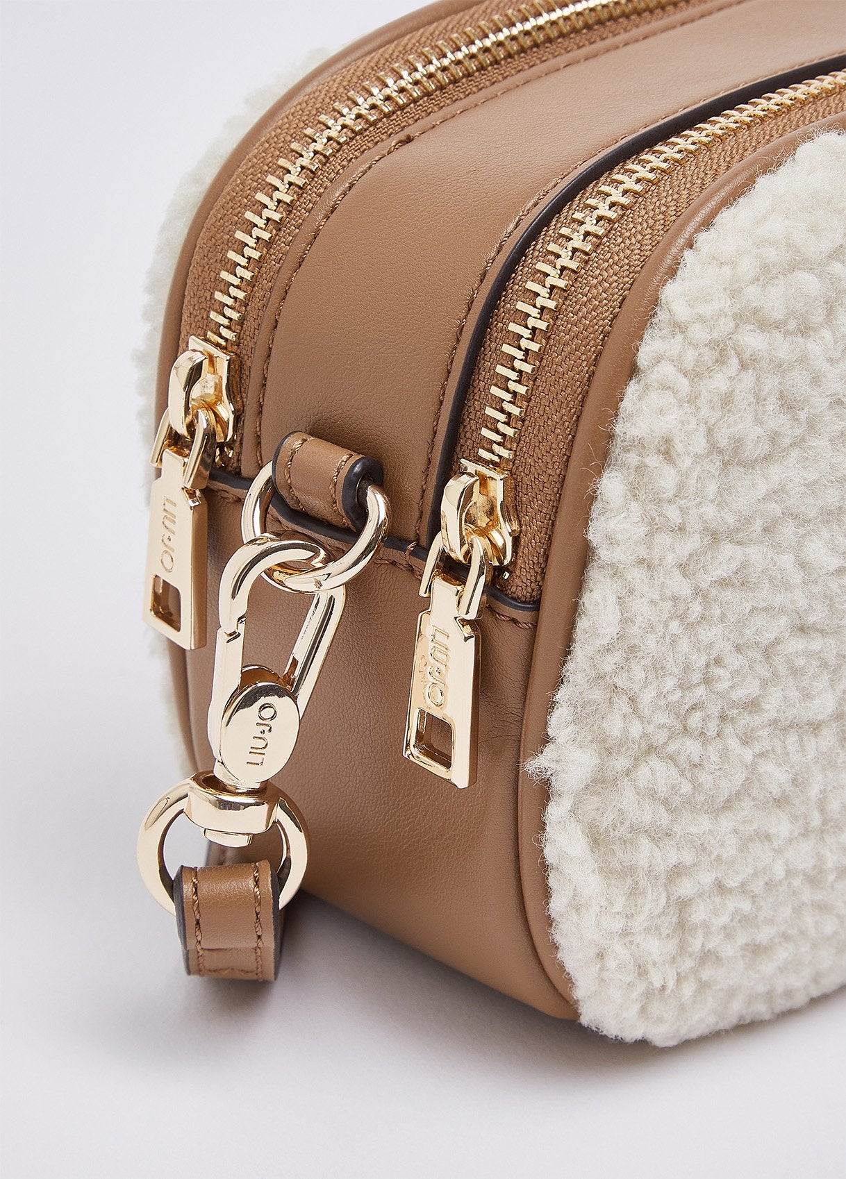 AF6100E1163X0459T.U.-cream