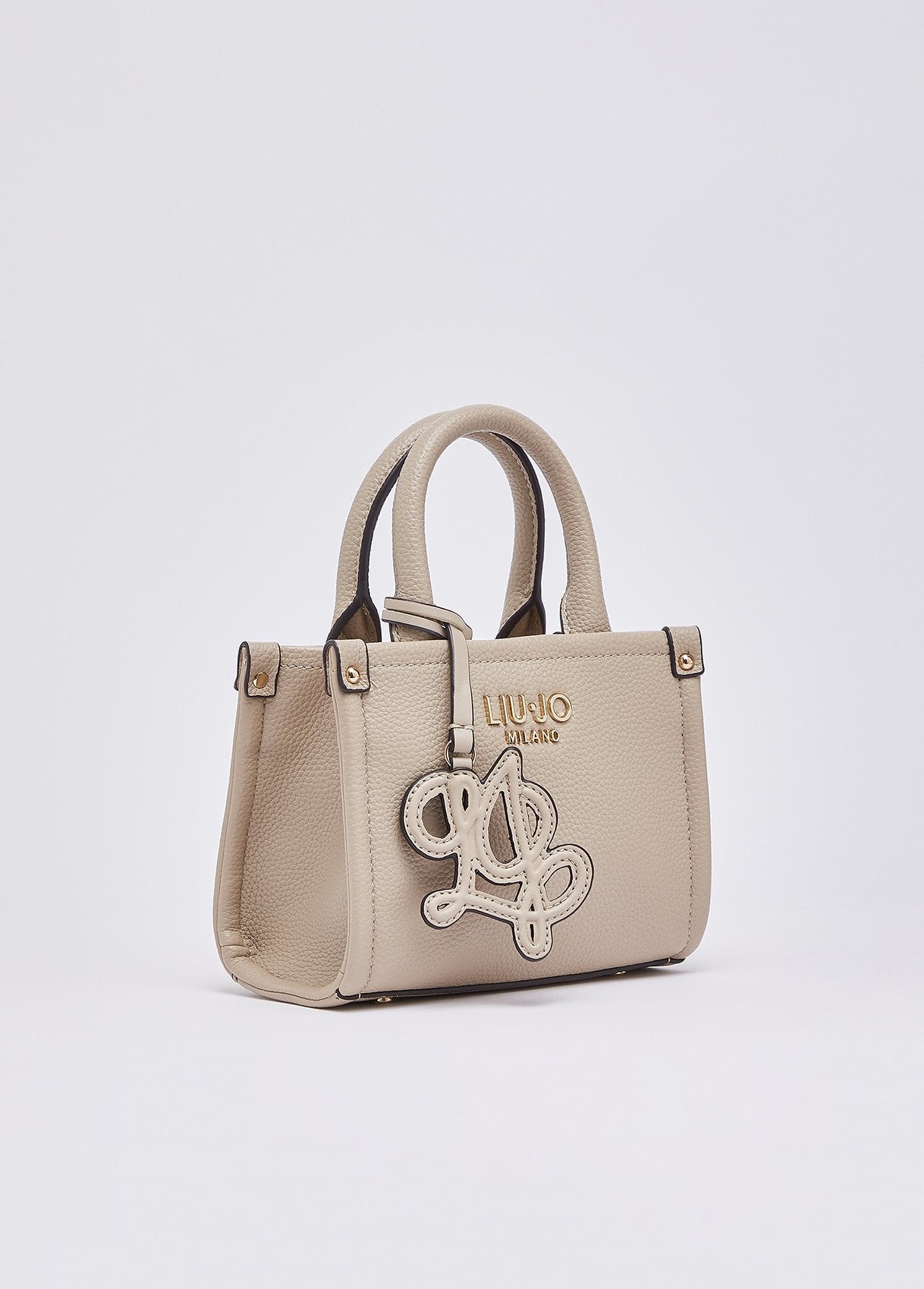 AF6102ES03951308T.U.-white