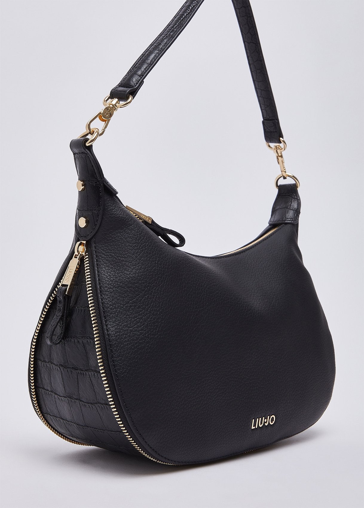 AF6133E114222222T.U.-black