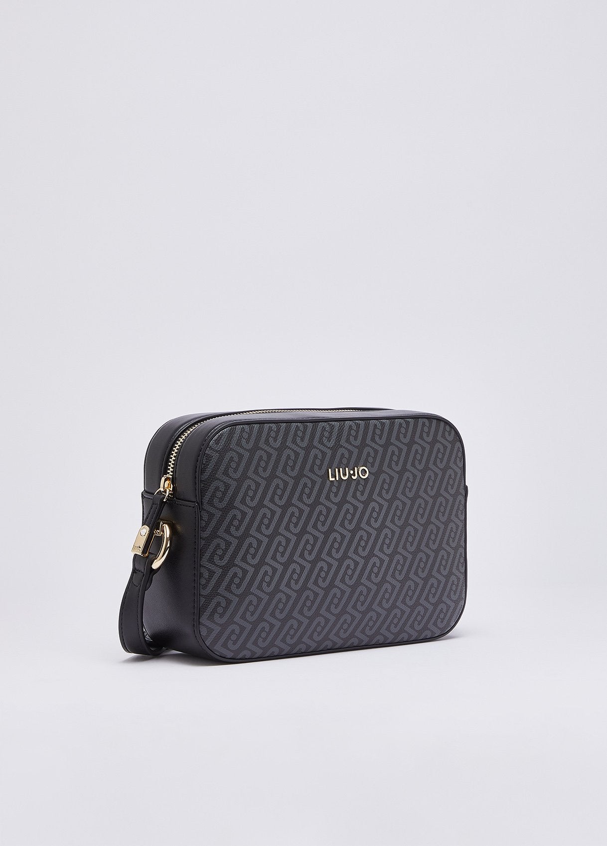 AF6211E113722222T.U.-black