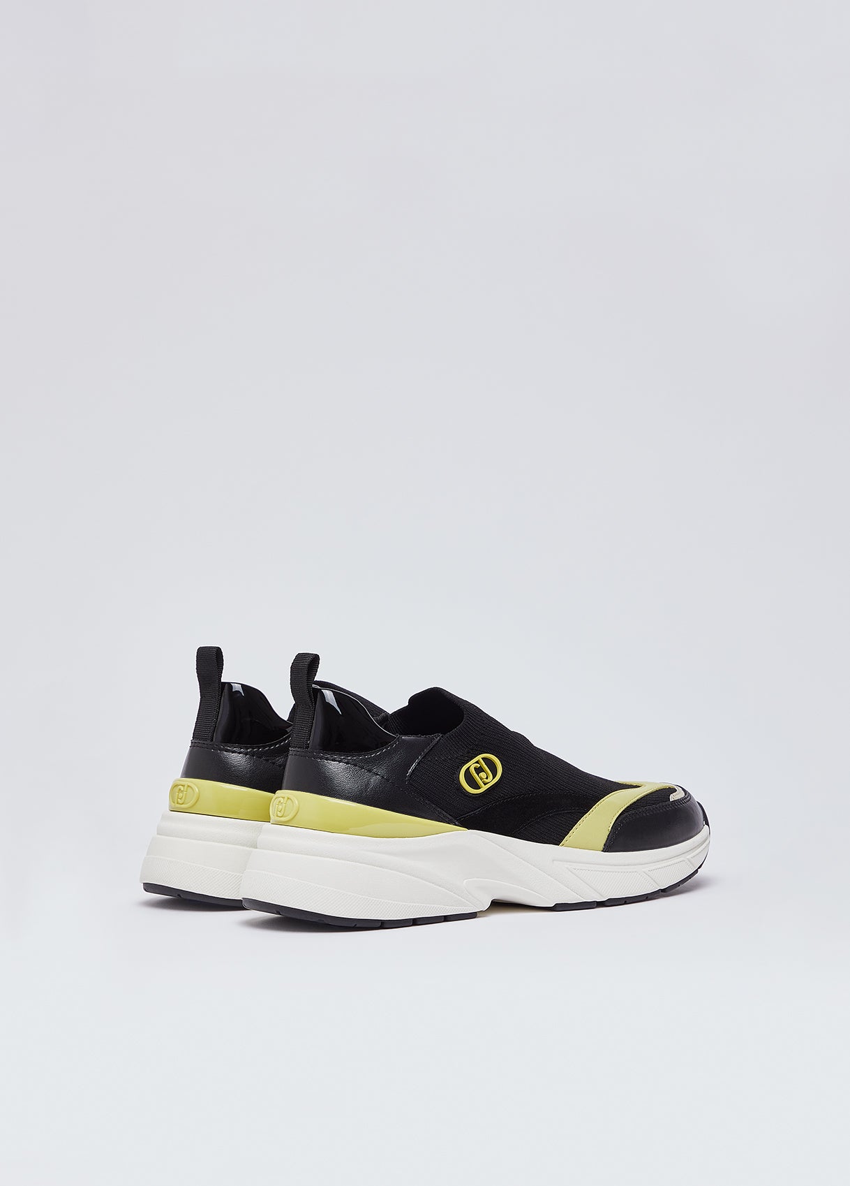 BA6047EX357S398738-Black