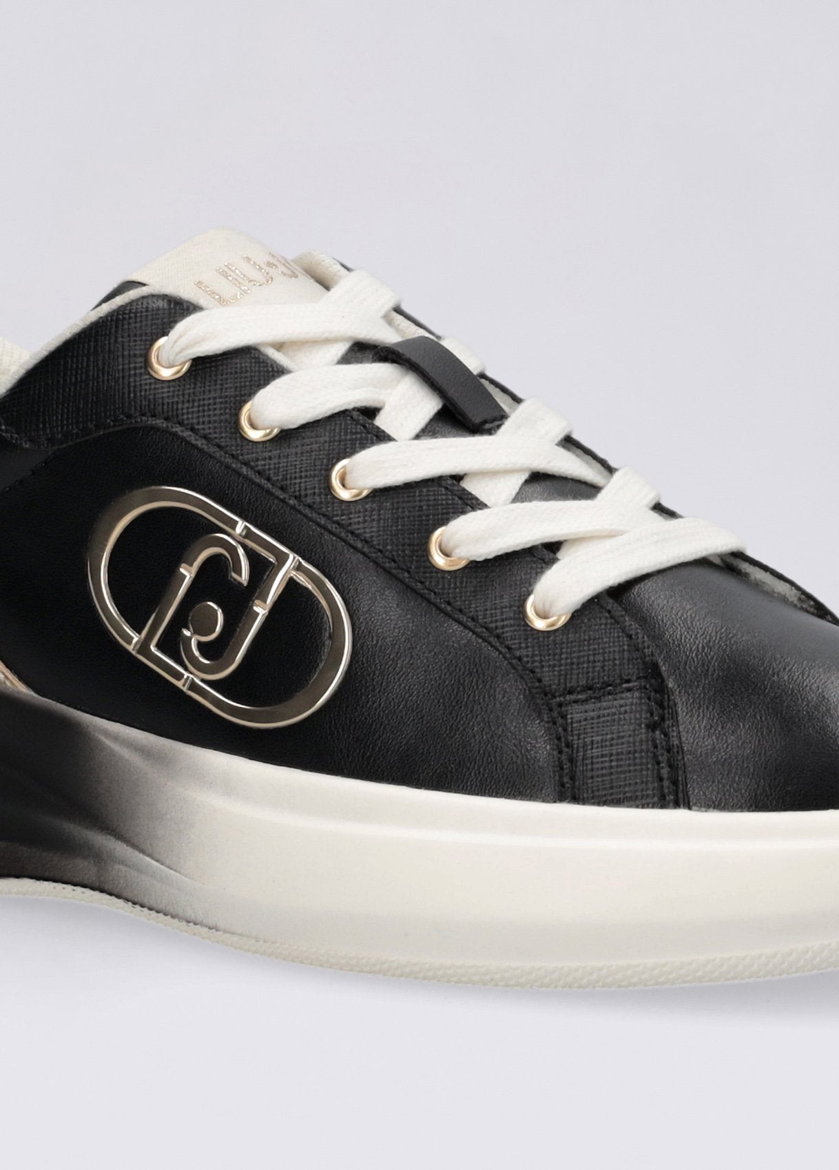 BF6055PX575S118937-black