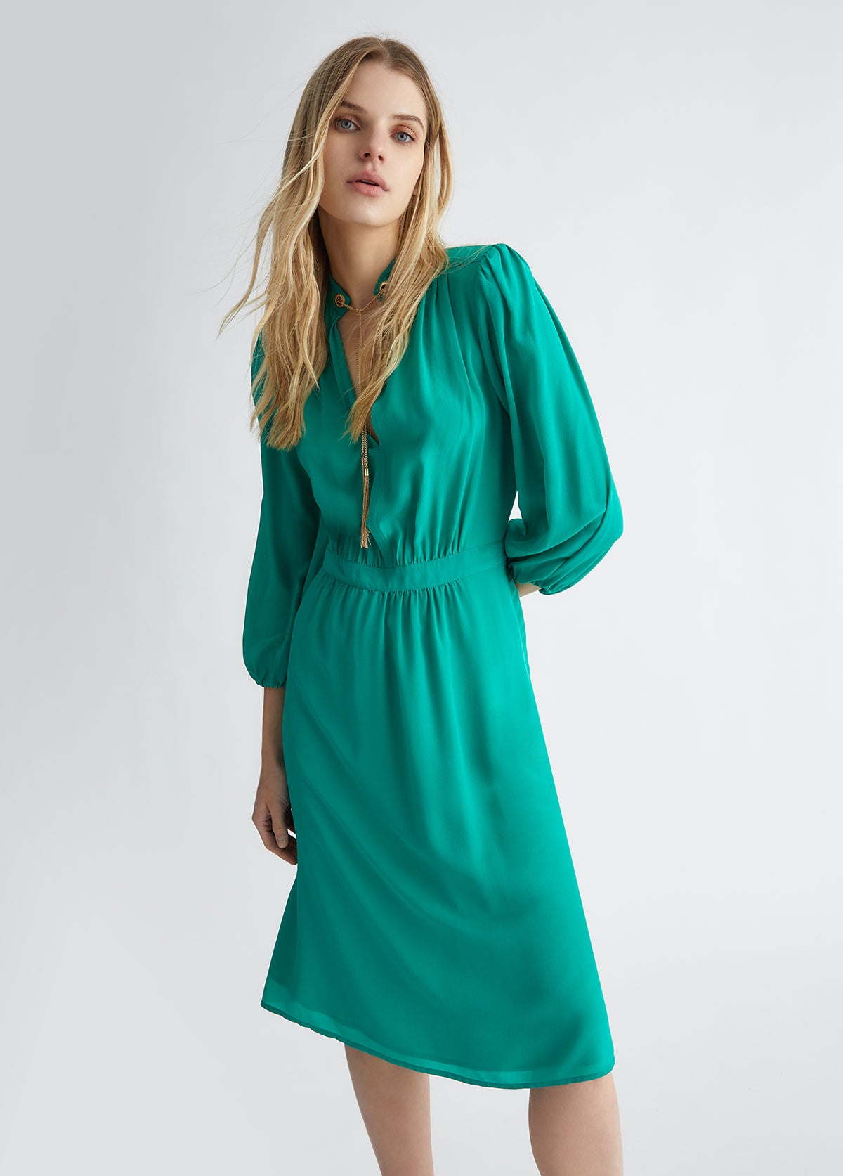 CA4061T5853X055638-emerald green