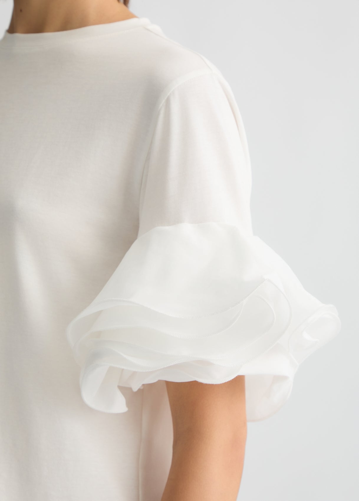 CA5006J6308X025642-white