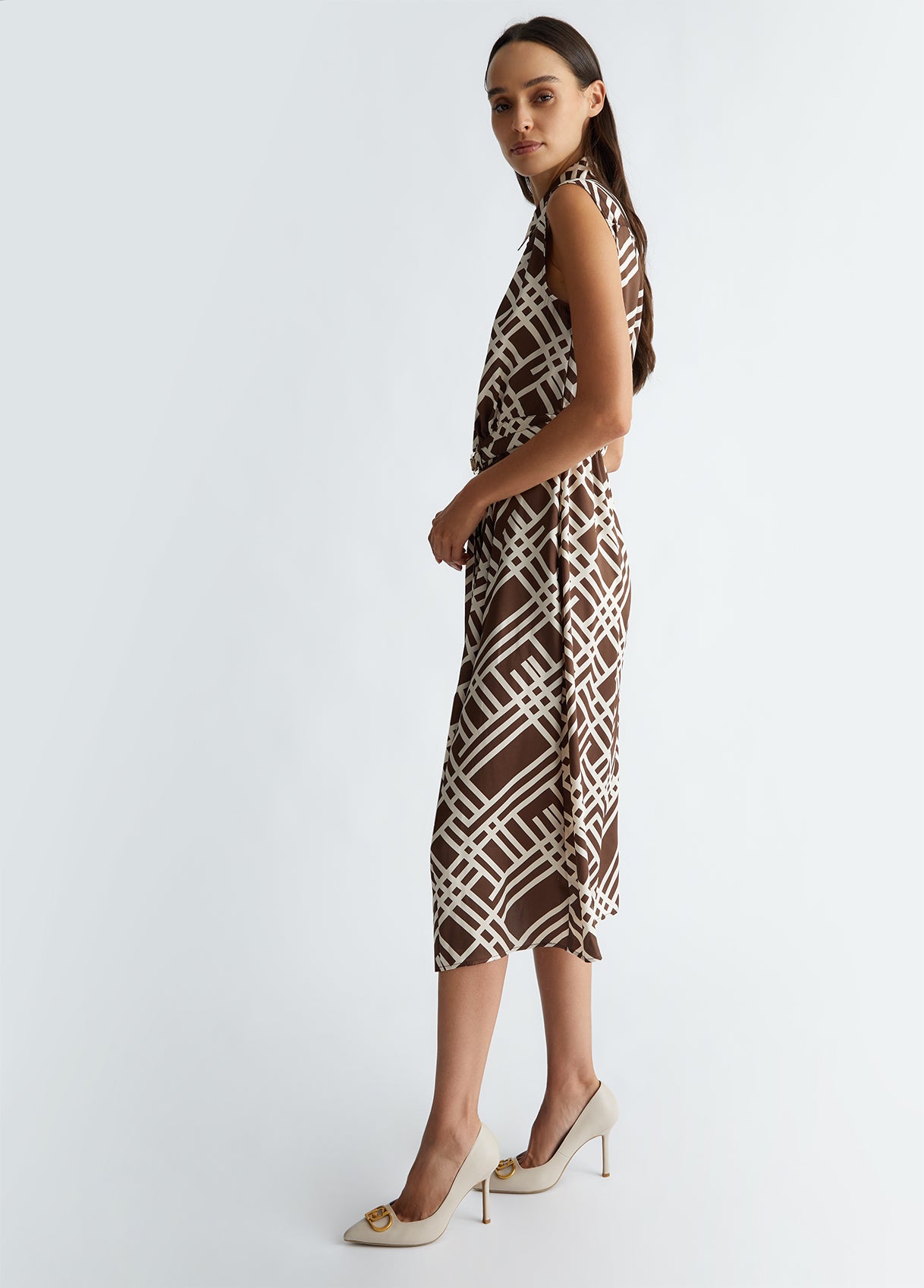 CF4493TS987N961938-brown geometric print