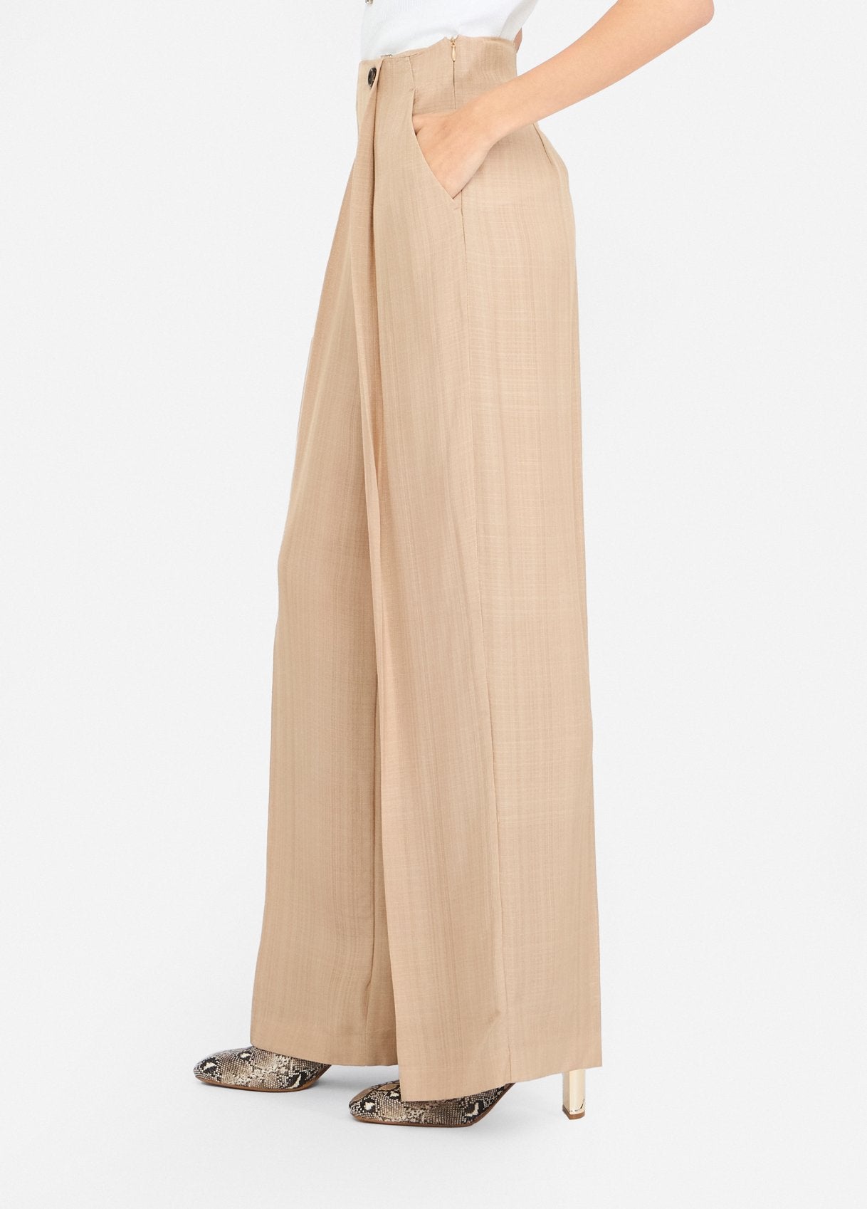 CF5100T9819X072338-light beige
