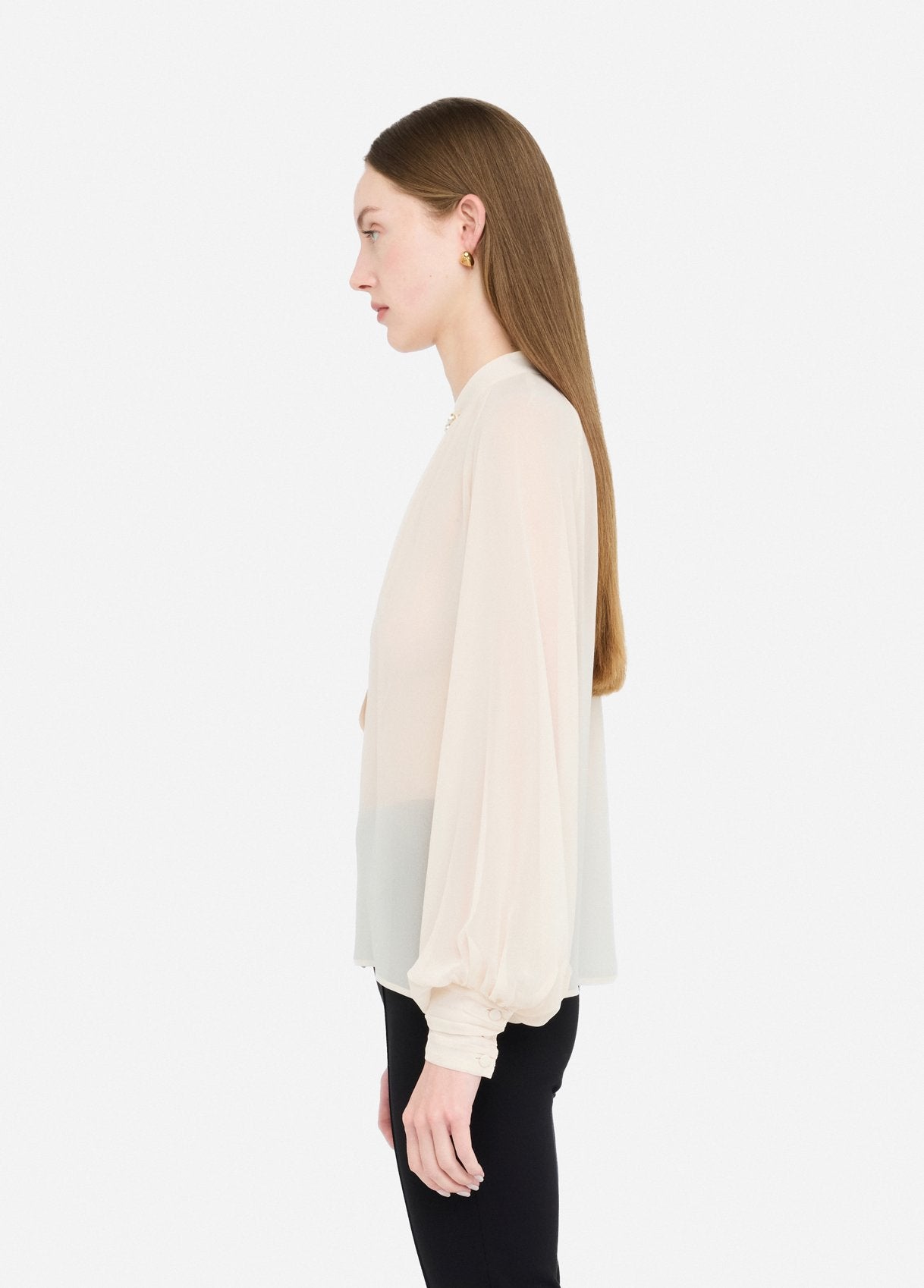 CF5303TS869X072638-ivory