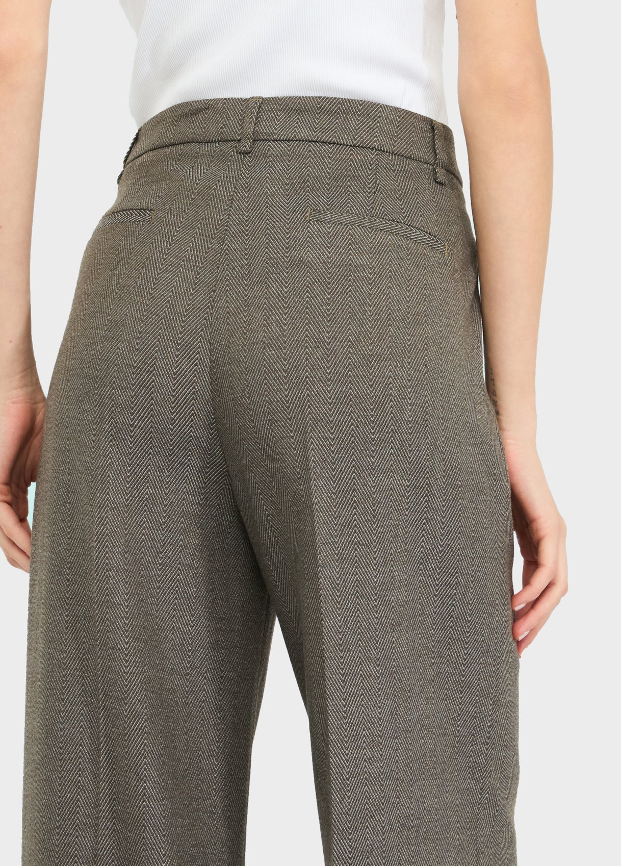 CF5372T054AM977038-pine green