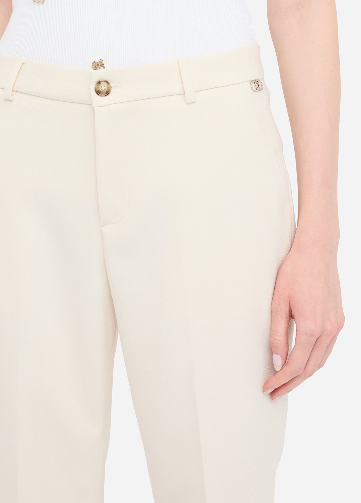 MF5136T43341070136-white wool