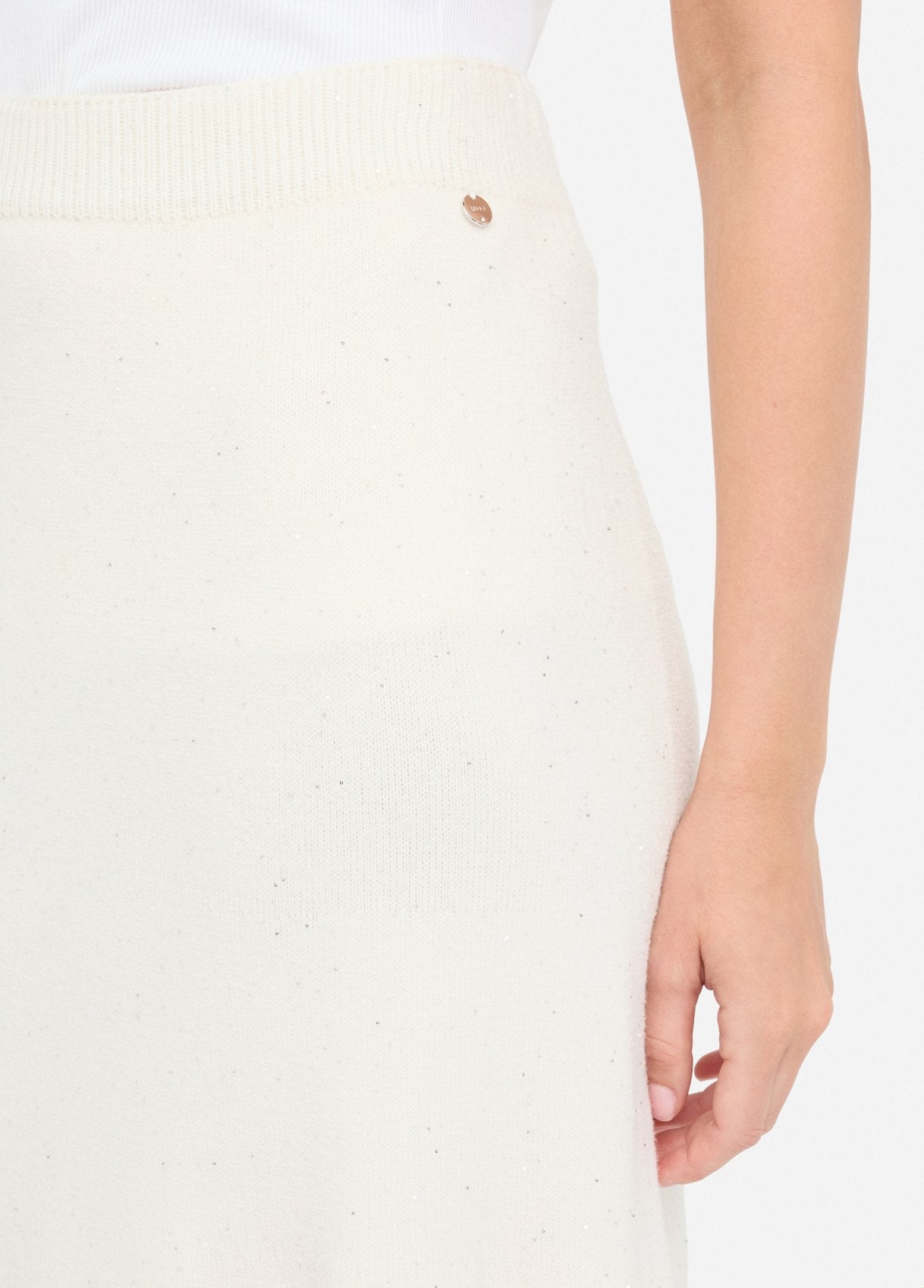 MF5295MA27RW9167XS-white wool
