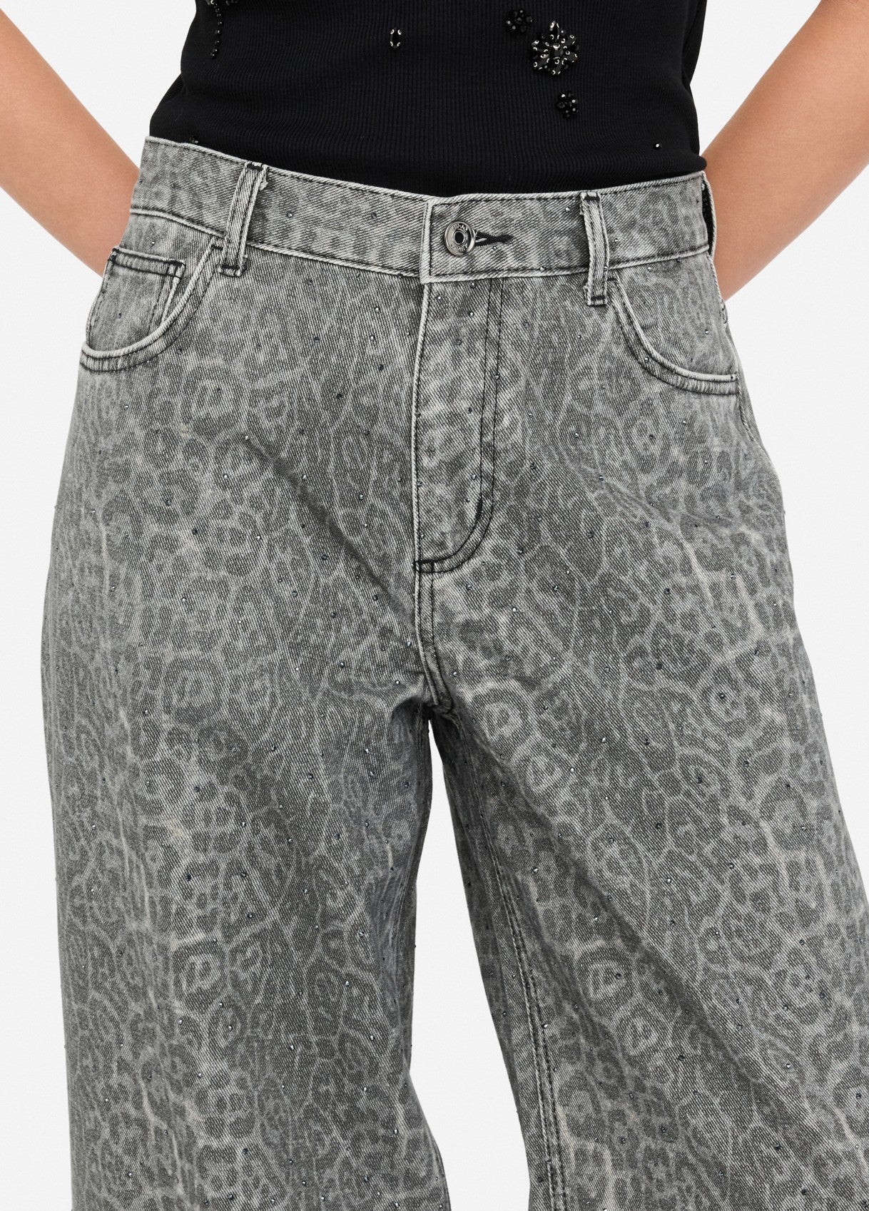 MF5333T160AP913224-animal print