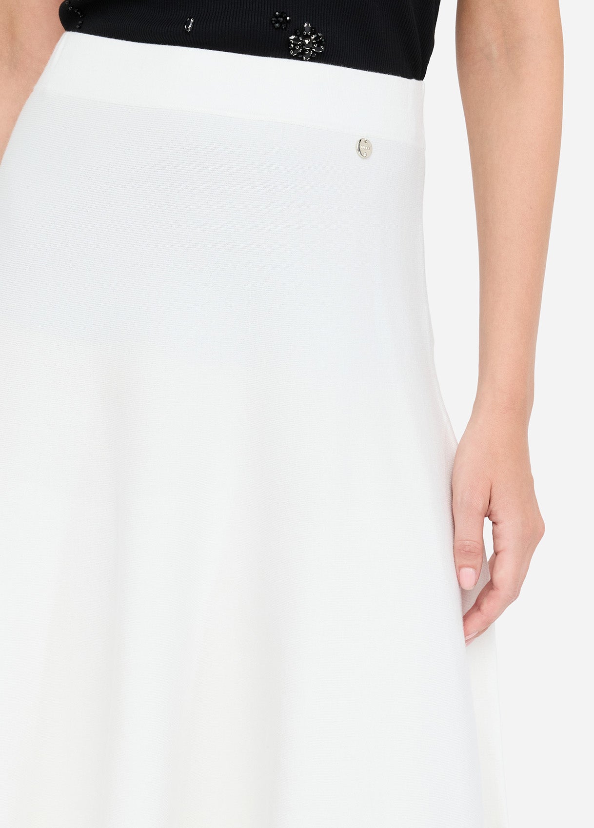 MF5365MS99E10701XS-white wool