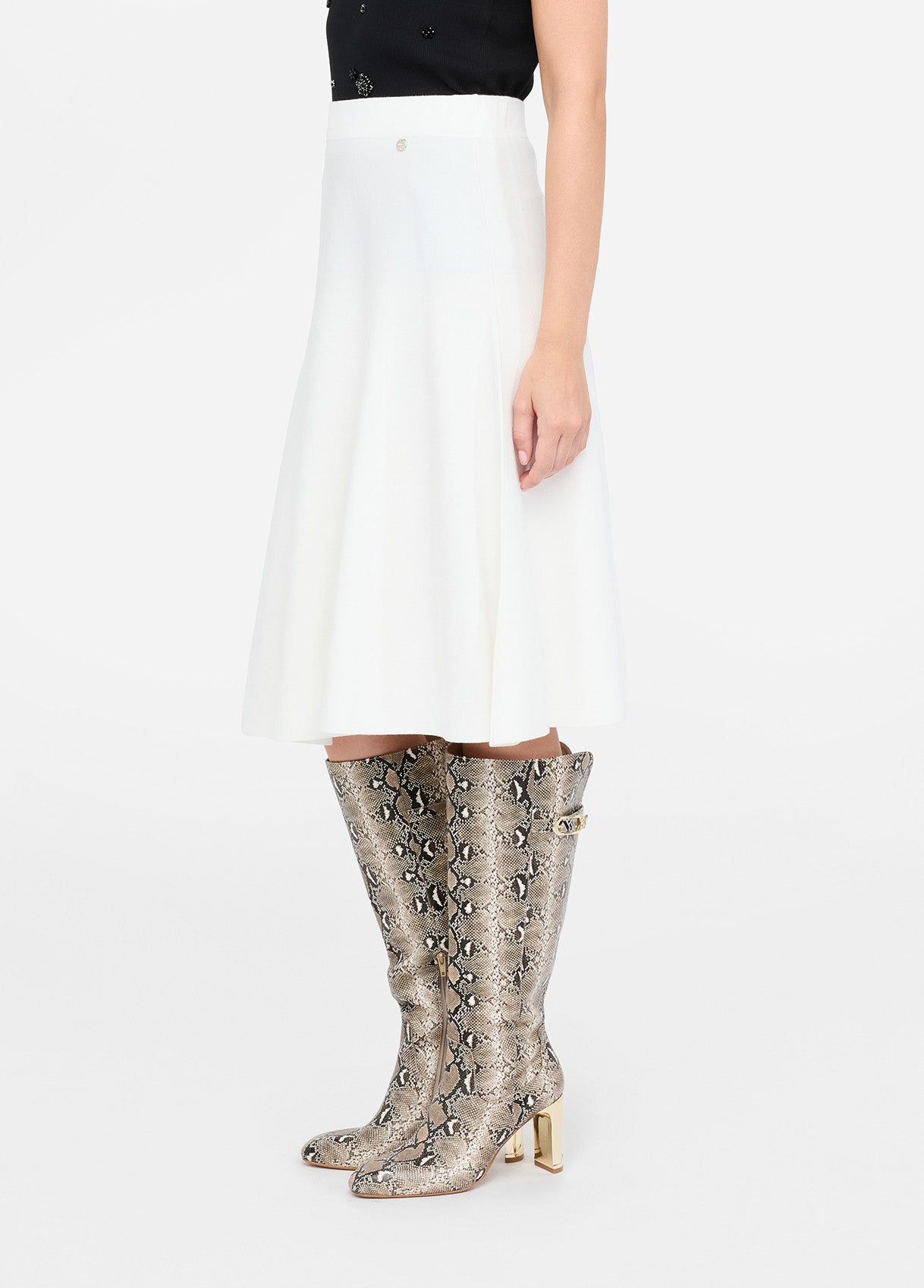 MF5365MS99E10701XS-white wool