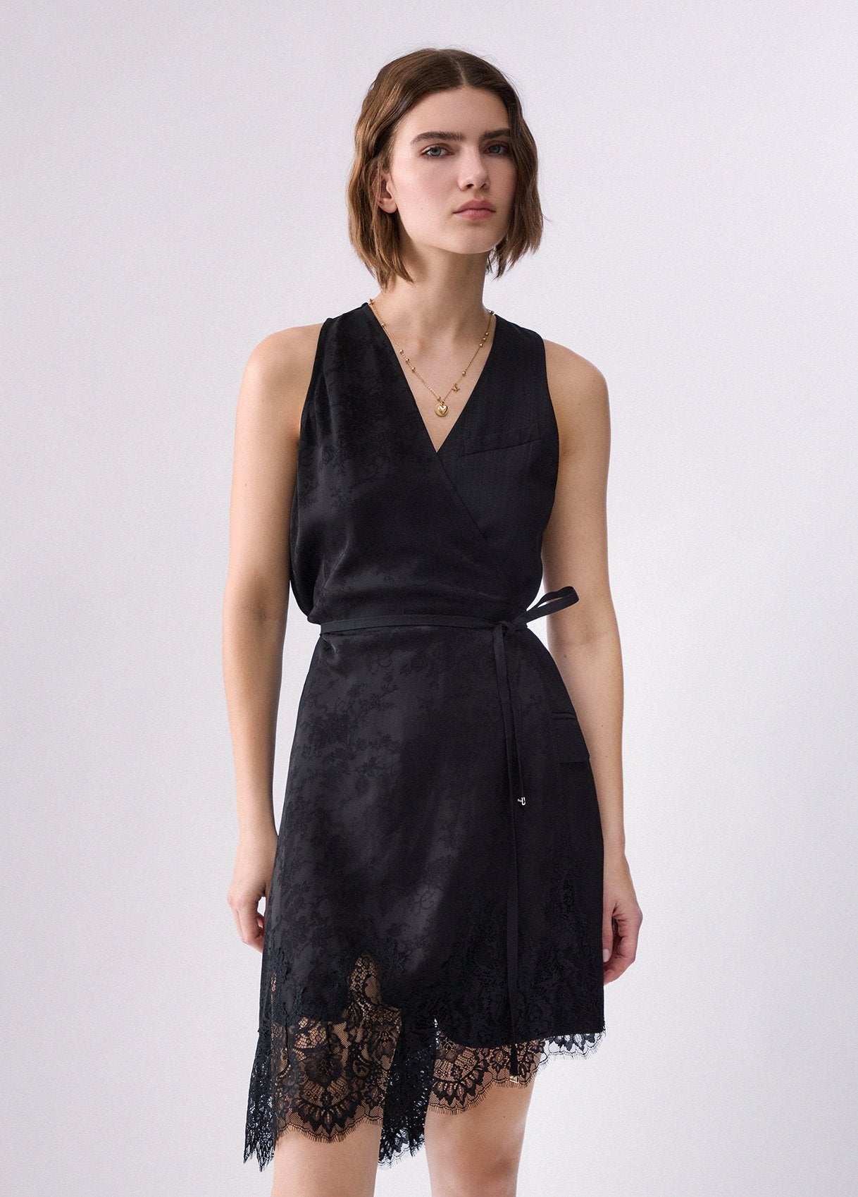 PF6016TS96A2222242-black