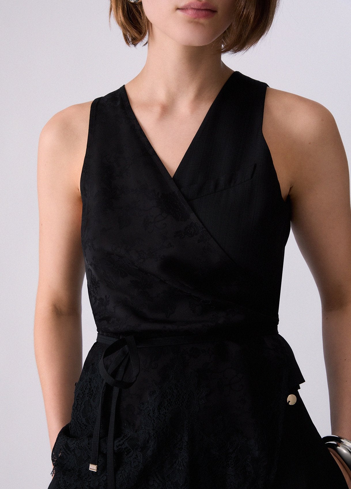 PF6054TS96A2222238-black
