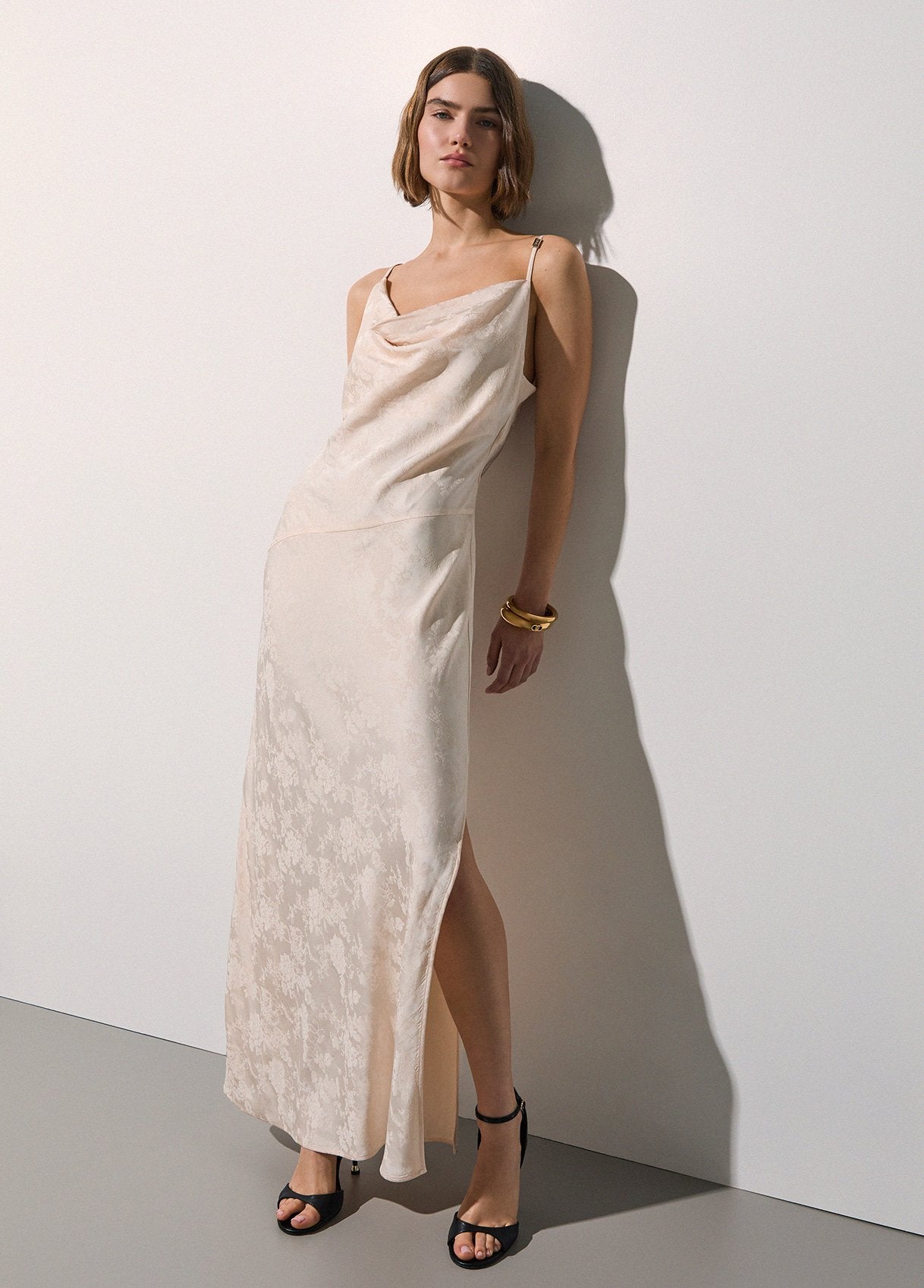 PF6065TS96AX079338-cream