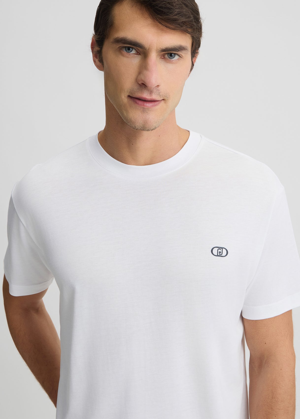 QA5174J480511001S-white