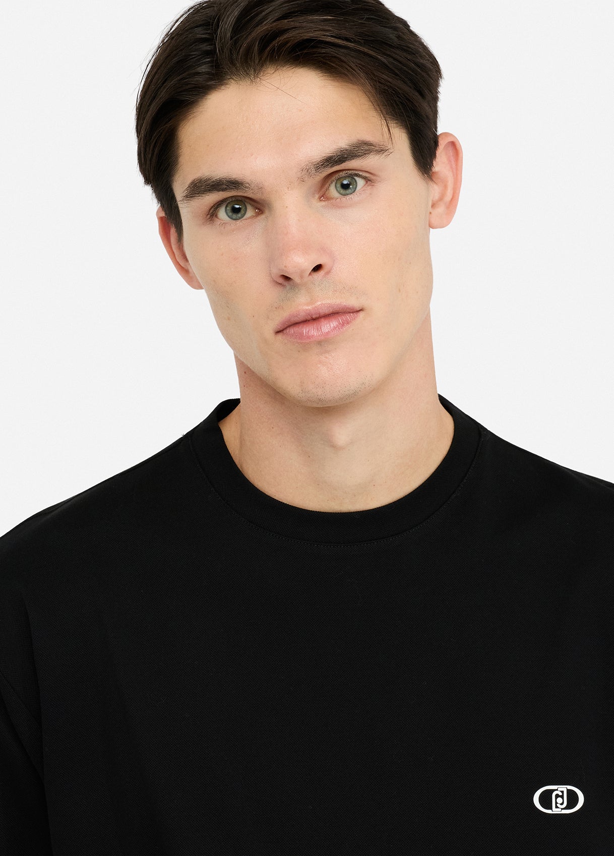 QF5045J379822222S-black