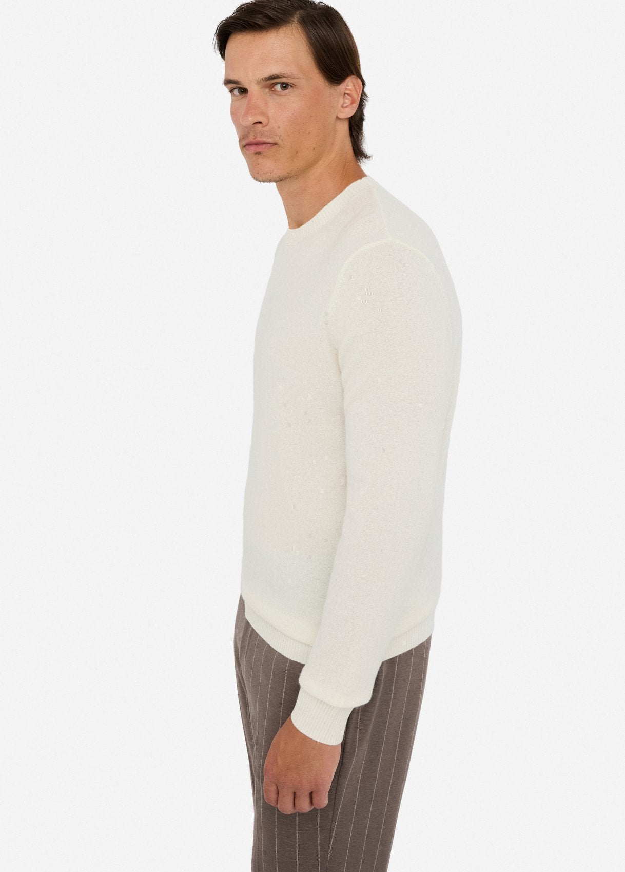 QXX061MA23P14801S-tofu white