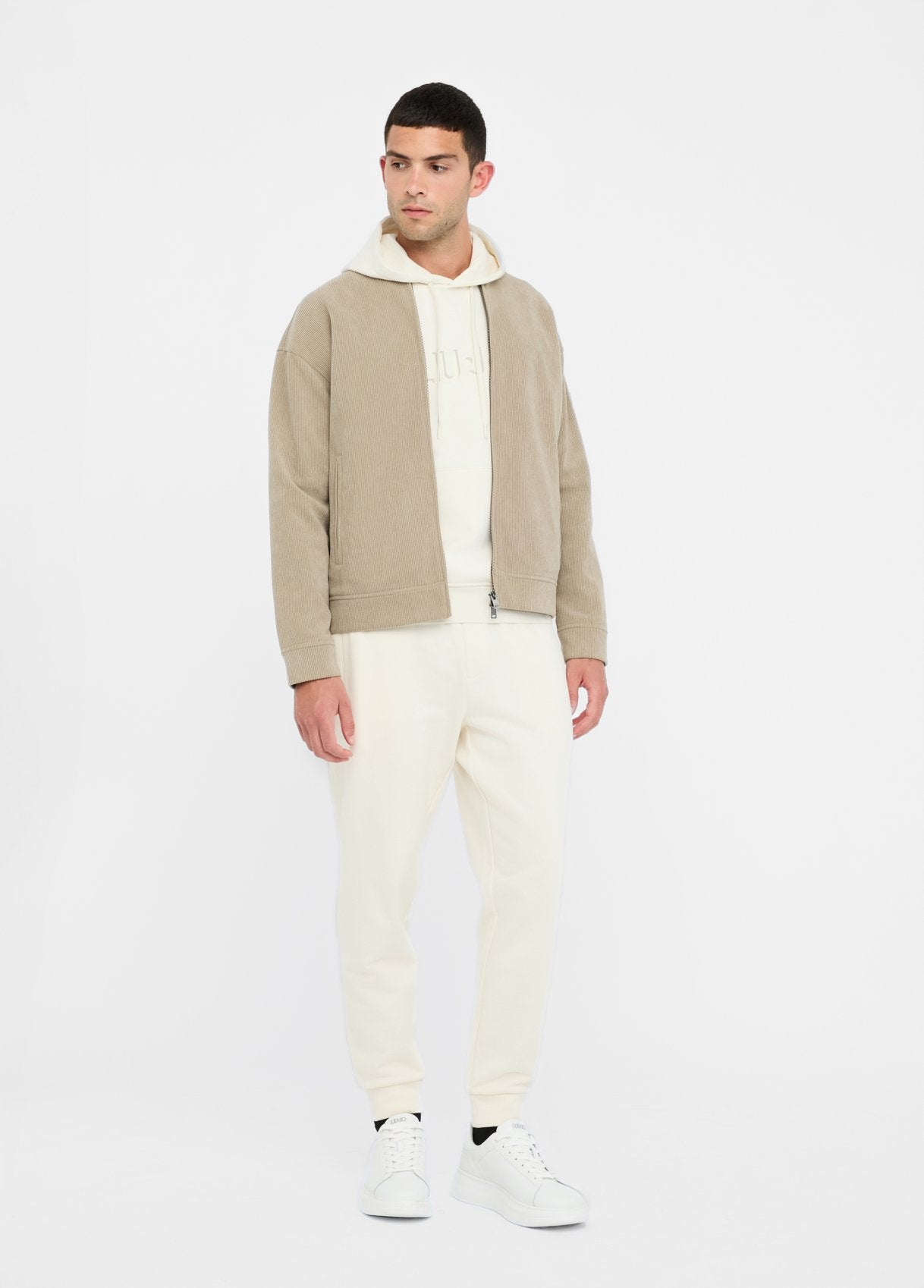 QXX075F094614801S-tofu white