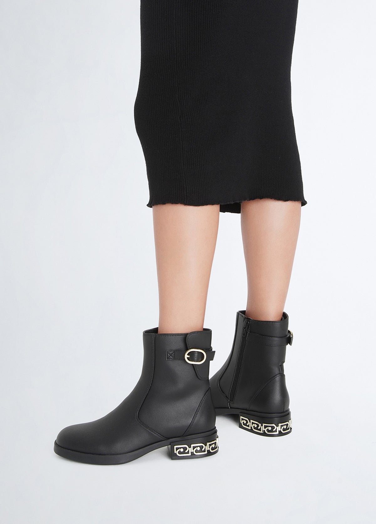 SF4063EX1742222241-black