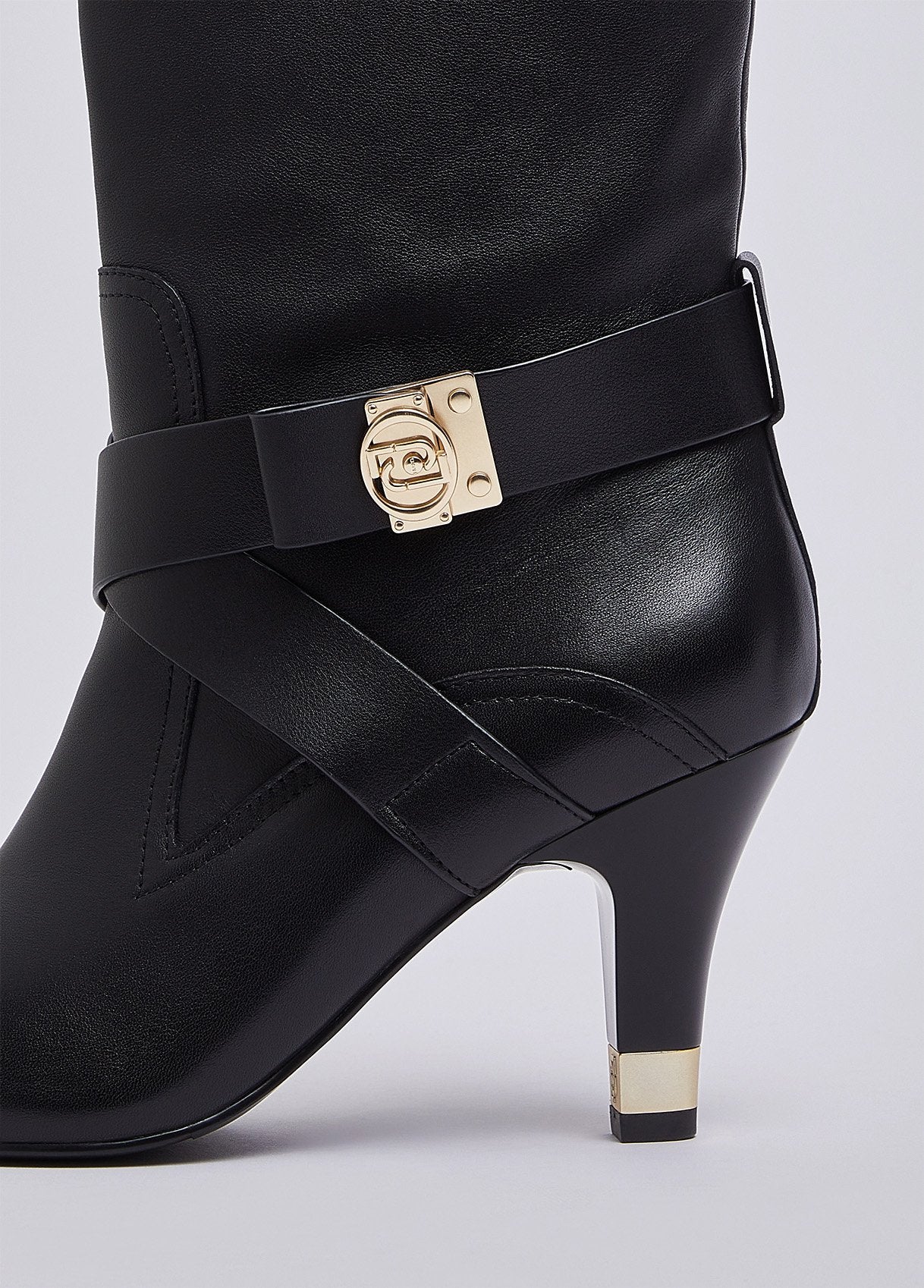 SF6025PX8852222241-black