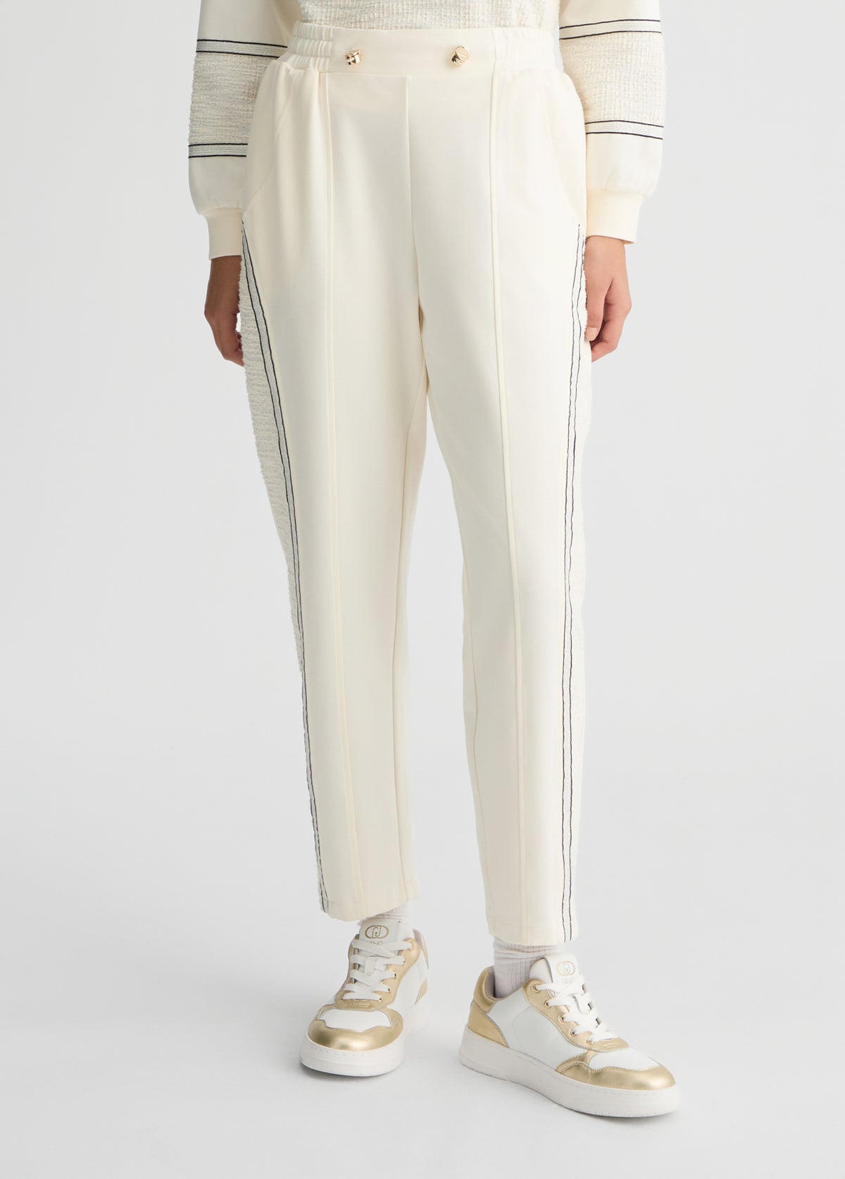 TA5054J594210105XXS-white