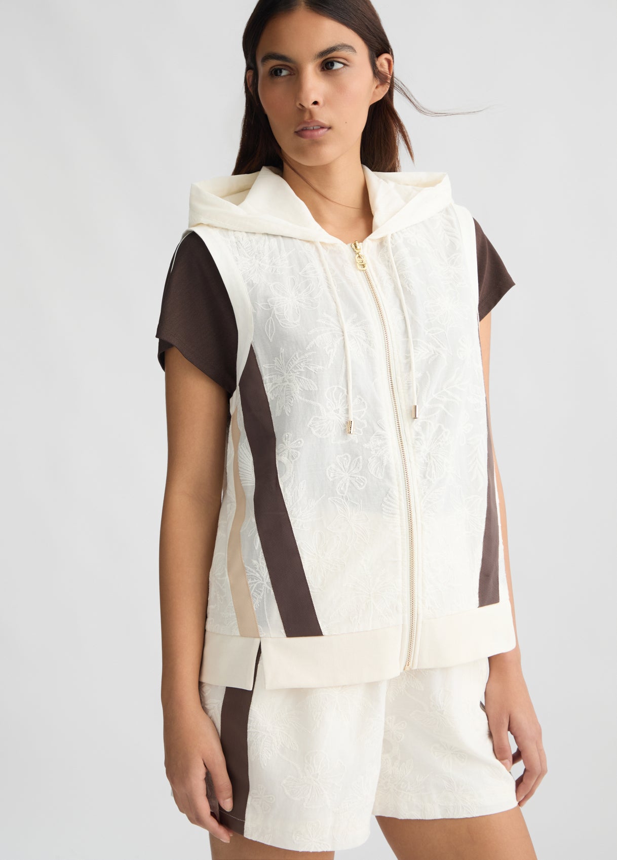 TA5156TS93010105XXS-white